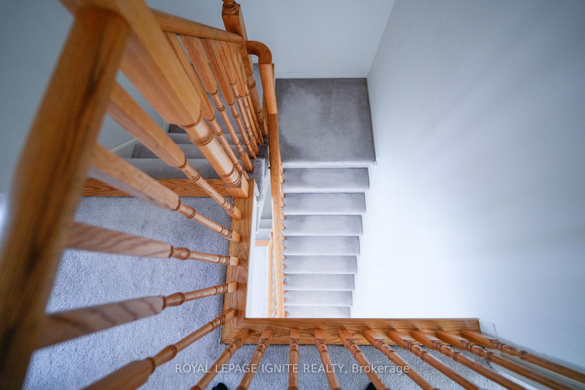 Photo 12 of 36 Camilleri Road, Ajax, Central East — HOMEH