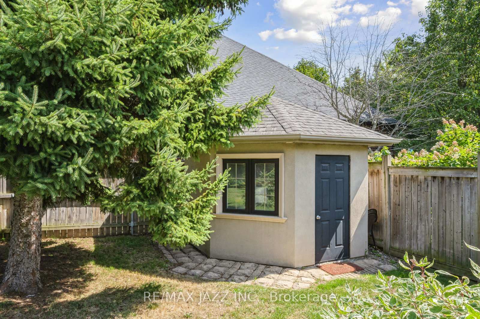 Photo 35 of 99 Bell Drive, Whitby, Lynde Creek — HOMEH