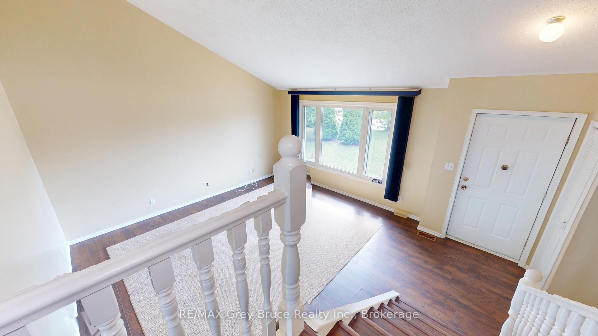 Photo 6 of 82 Brook Street W, Arran-Elderslie — HOMEH