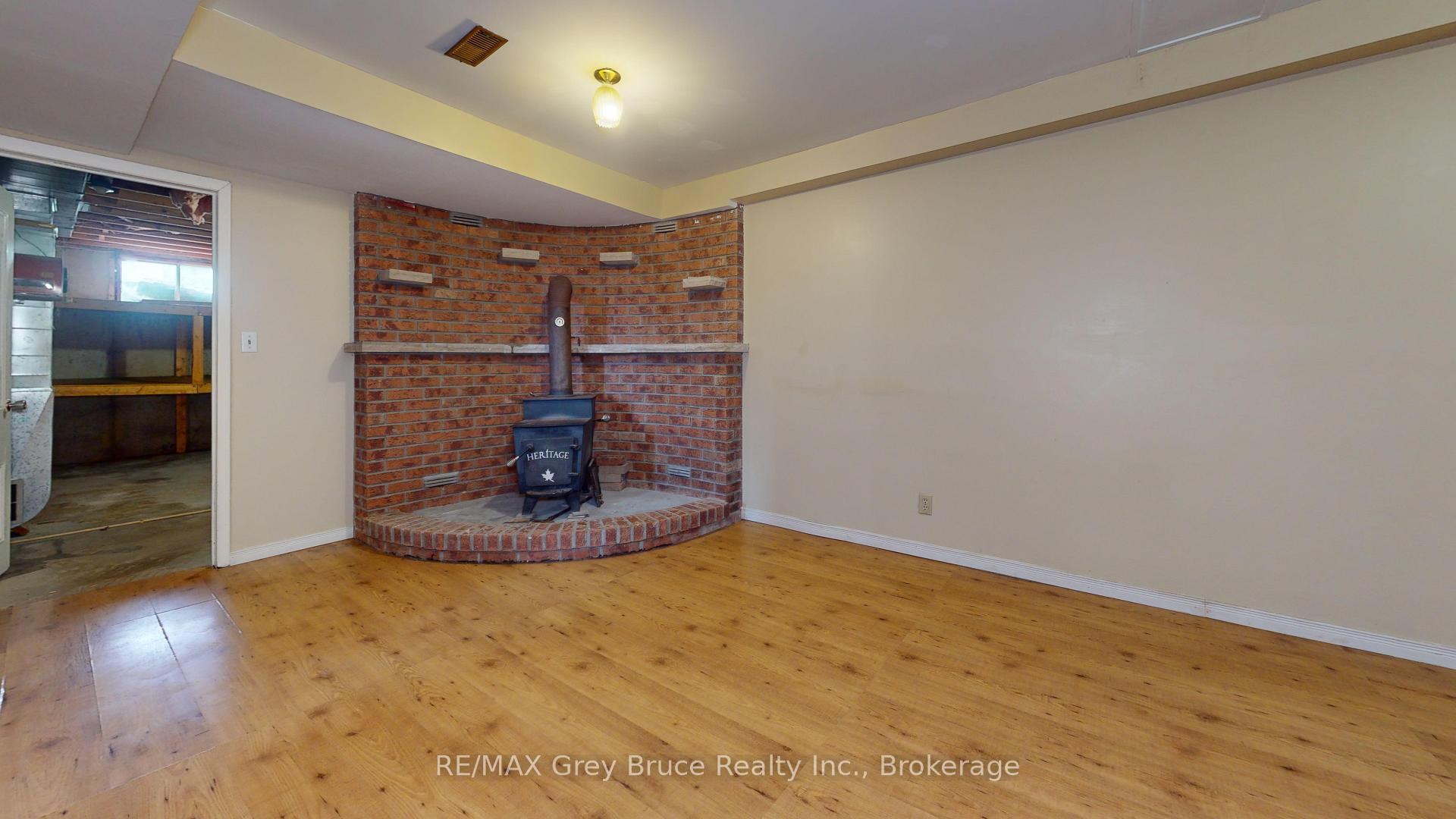 Photo 21 of 82 Brook Street W, Arran-Elderslie — HOMEH