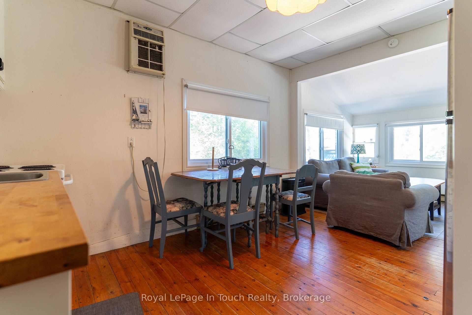 Photo 12 of 944 River Road E, Wasaga Beach — HOMEH