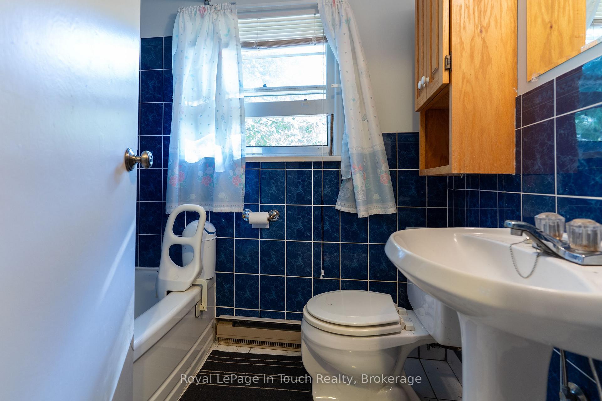 Photo 25 of 944 River Road E, Wasaga Beach — HOMEH