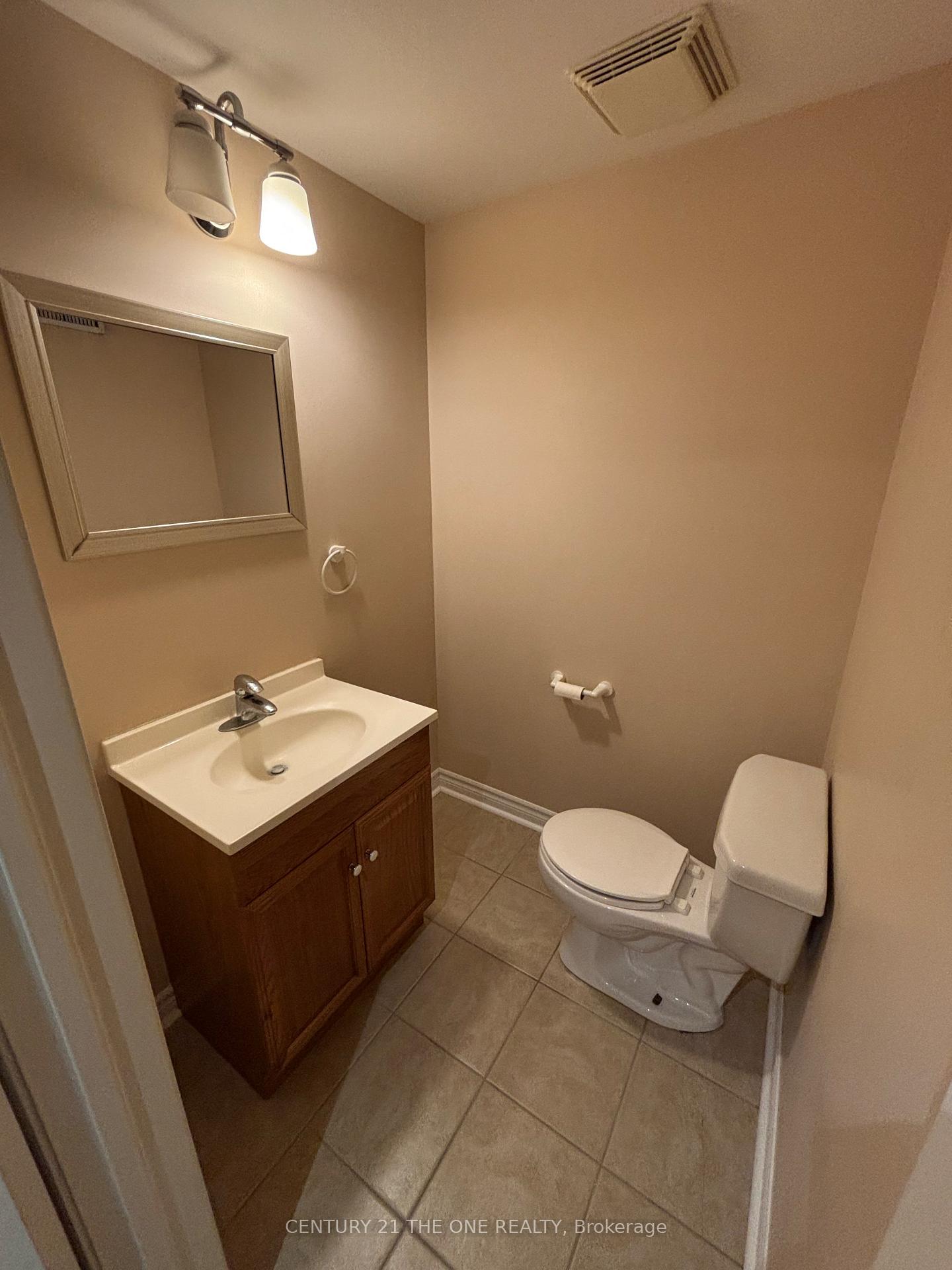 Photo 21 of 239 Venice Gate Drive, Vaughan, Vellore Village — HOMEH