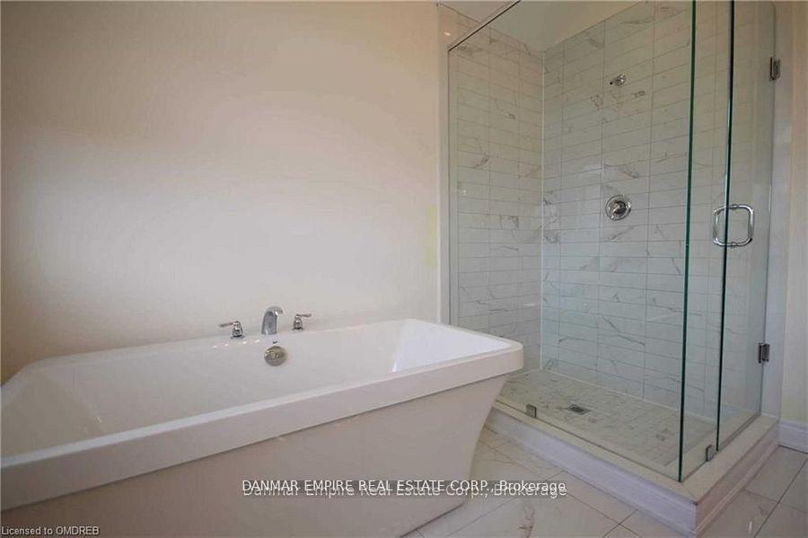 Photo 10 of 61 Hiawatha Court, Vaughan, Islington Woods — HOMEH