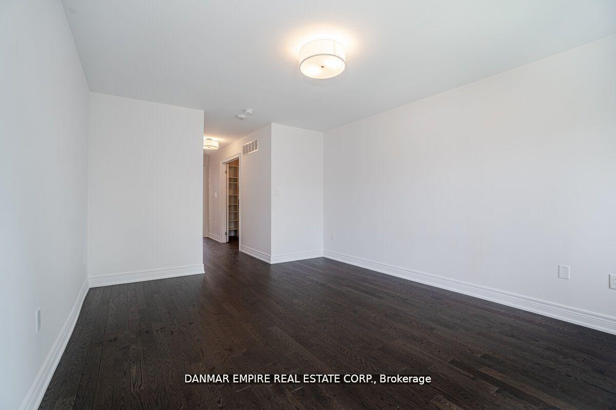 Photo 13 of 61 Hiawatha Court, Vaughan, Islington Woods — HOMEH