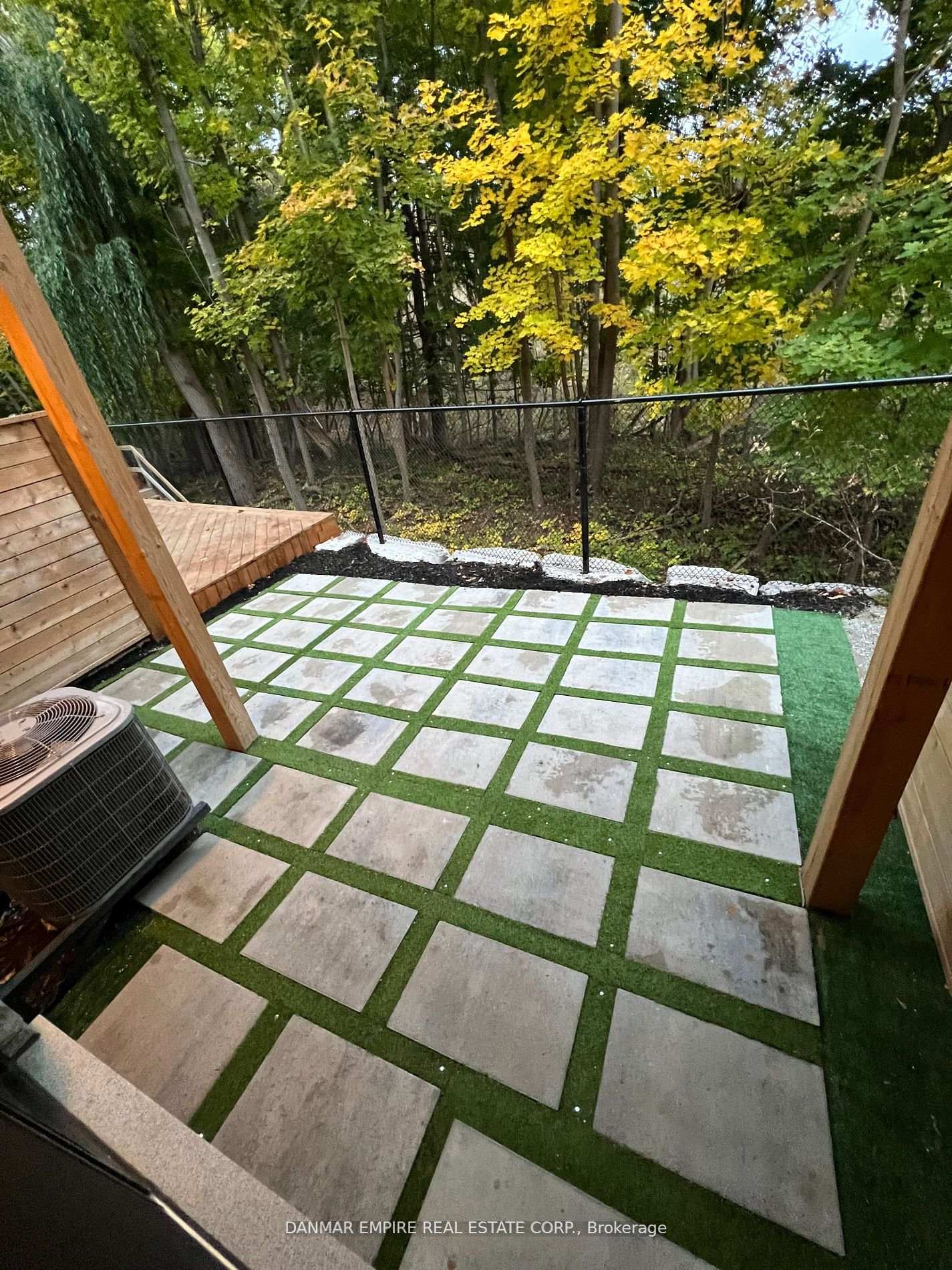 Photo 26 of 61 Hiawatha Court, Vaughan, Islington Woods — HOMEH