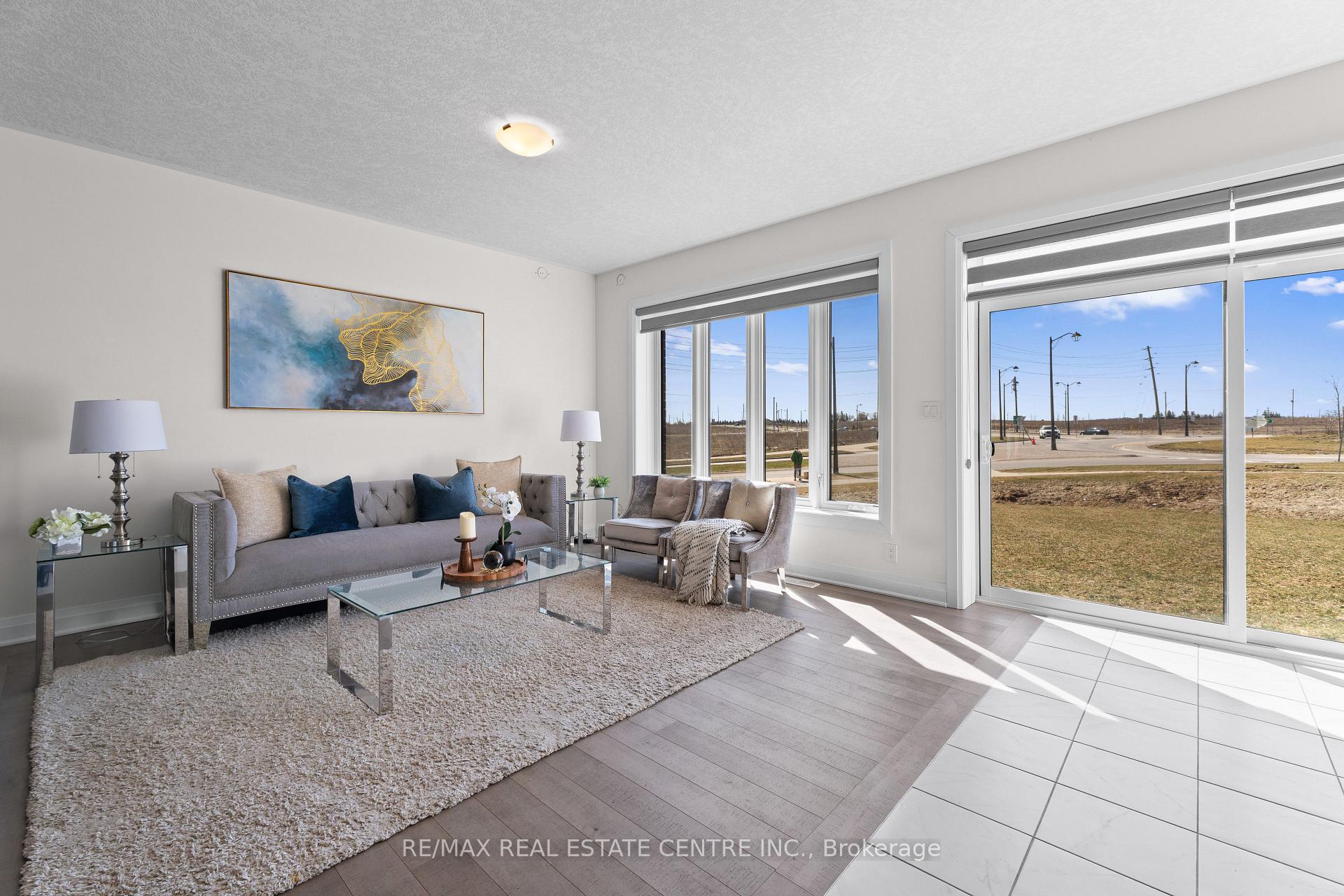 Photo 6 of 278 Raspberry Place, Waterloo — HOMEH