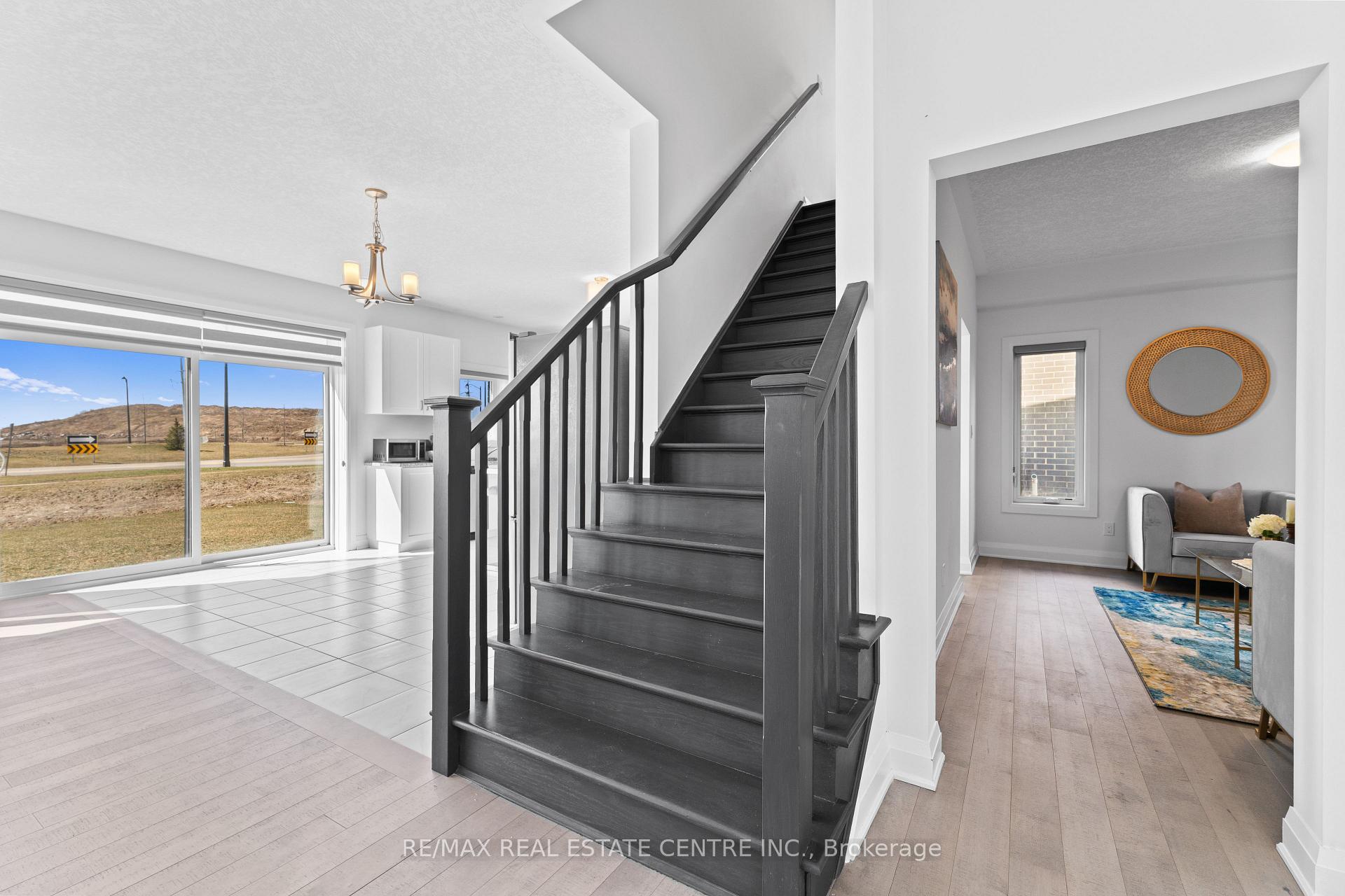 Photo 15 of 278 Raspberry Place, Waterloo — HOMEH