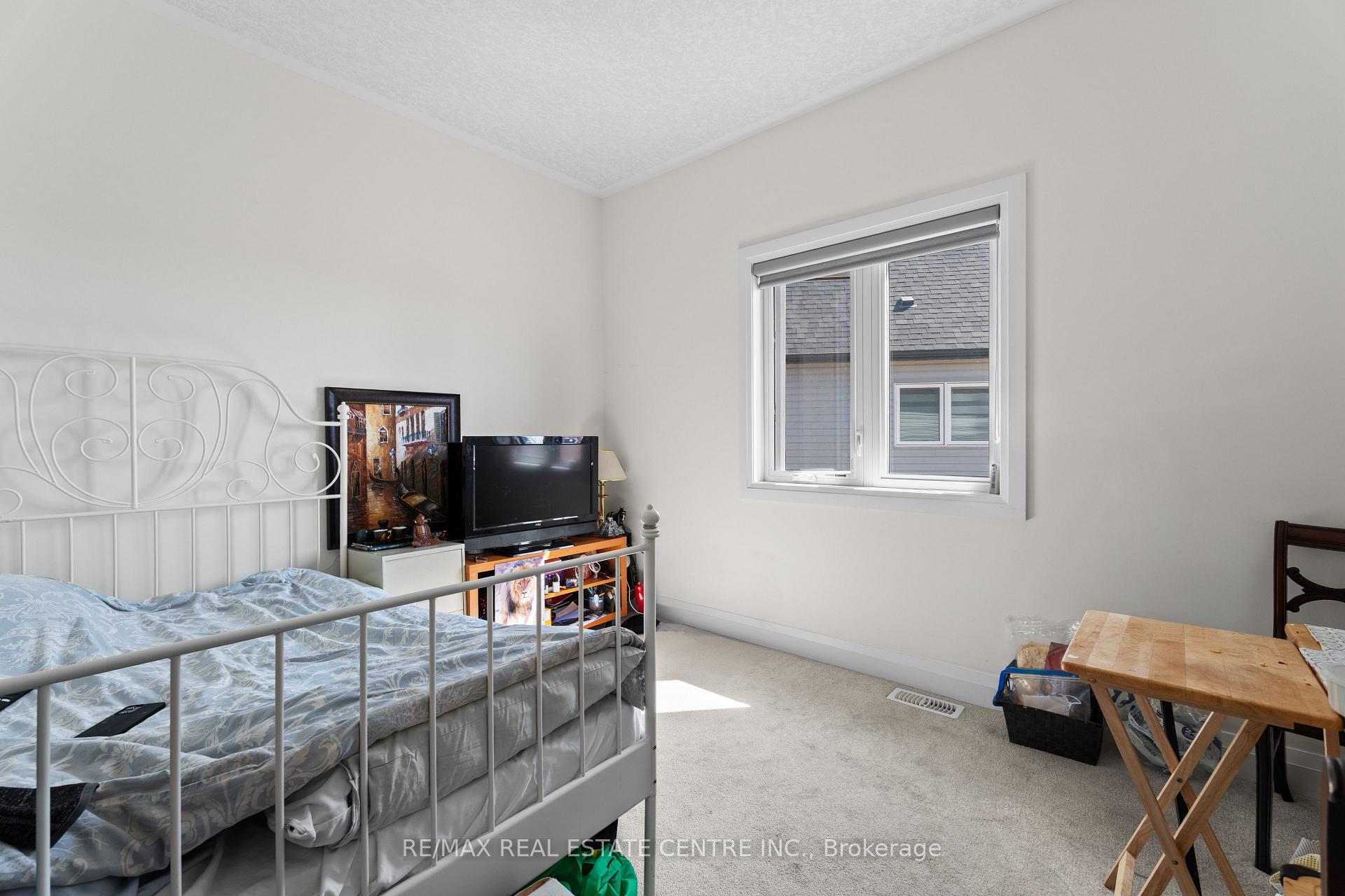 Photo 25 of 278 Raspberry Place, Waterloo — HOMEH