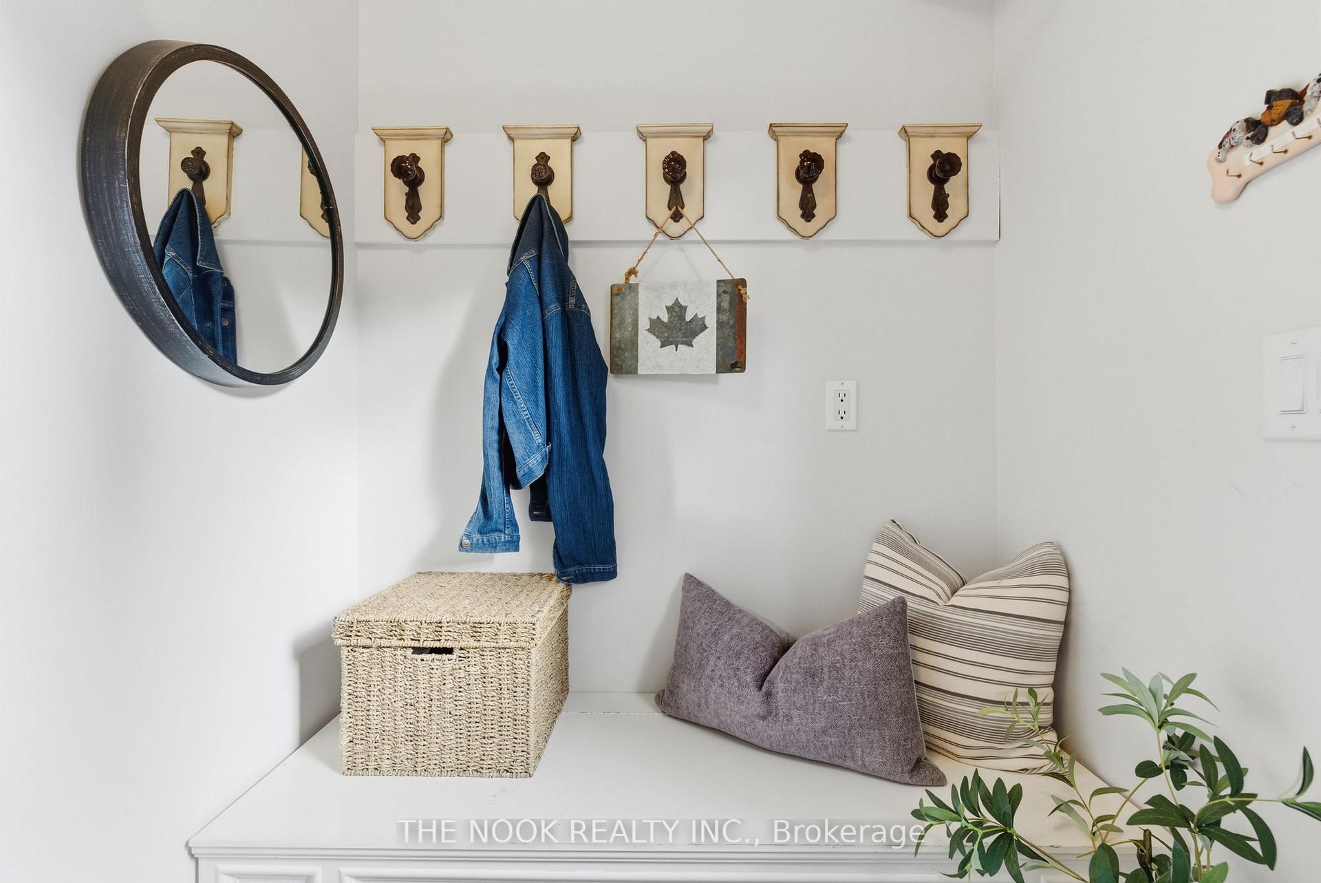 Photo 6 of 512 Athol Street, Whitby, Downtown Whitby — HOMEH