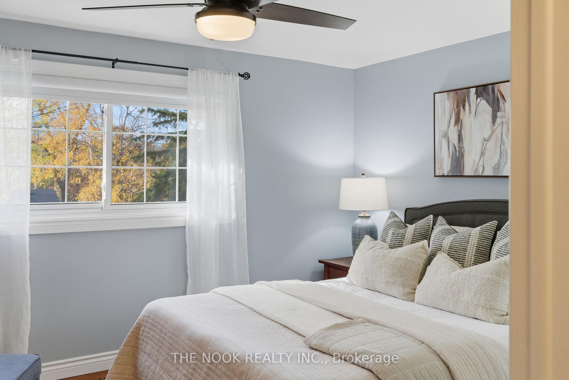Photo 25 of 512 Athol Street, Whitby, Downtown Whitby — HOMEH
