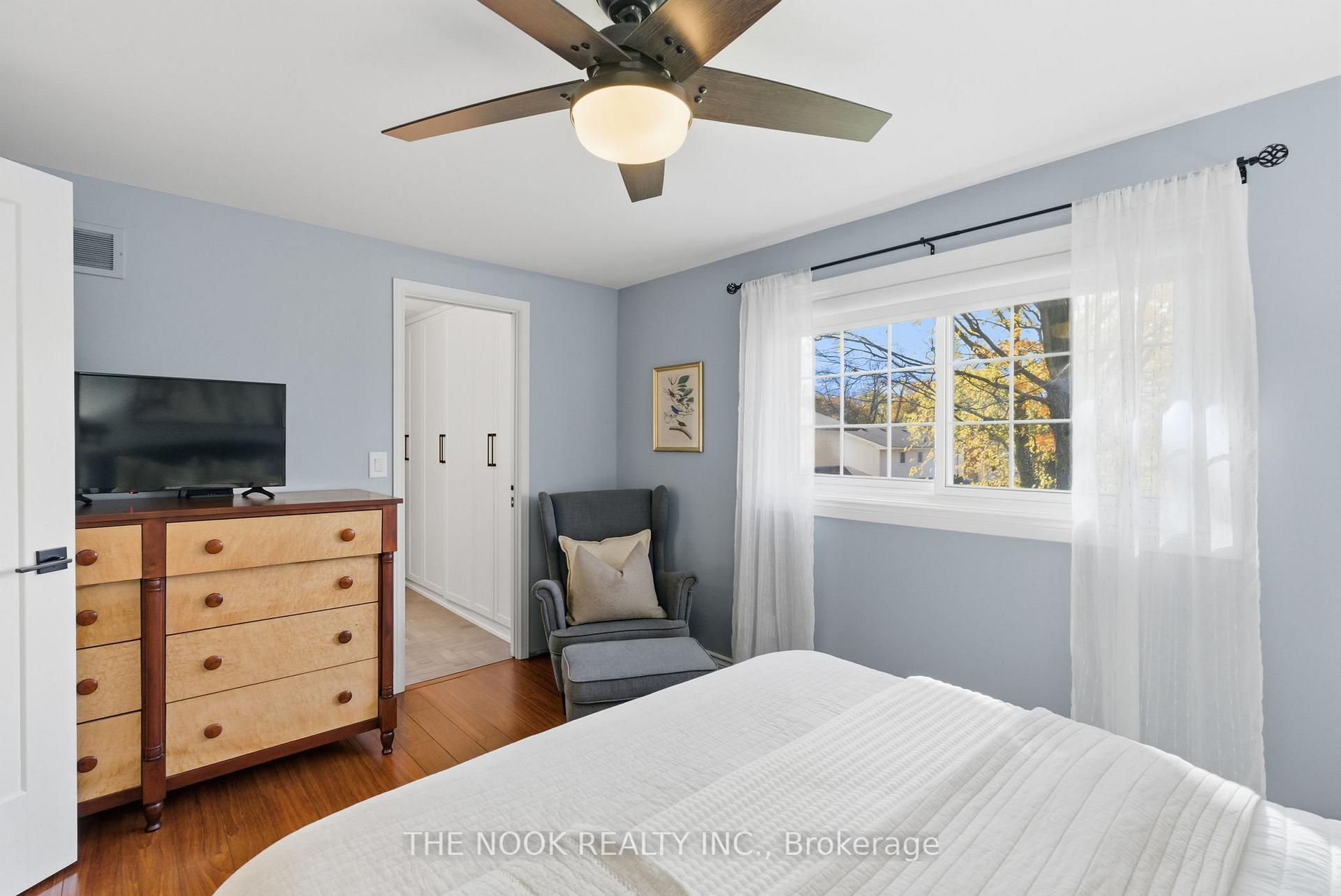 Photo 28 of 512 Athol Street, Whitby, Downtown Whitby — HOMEH