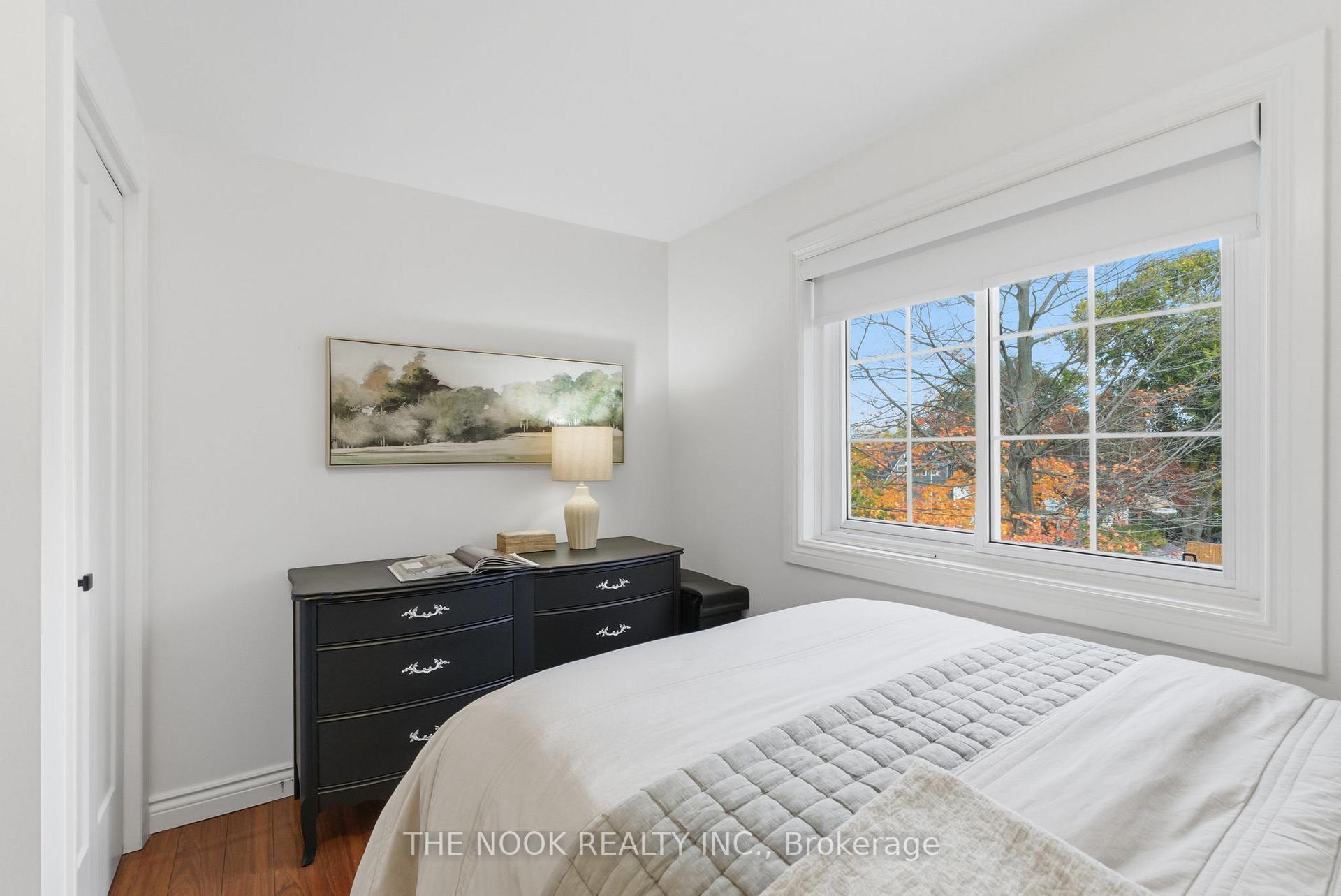 Photo 33 of 512 Athol Street, Whitby, Downtown Whitby — HOMEH