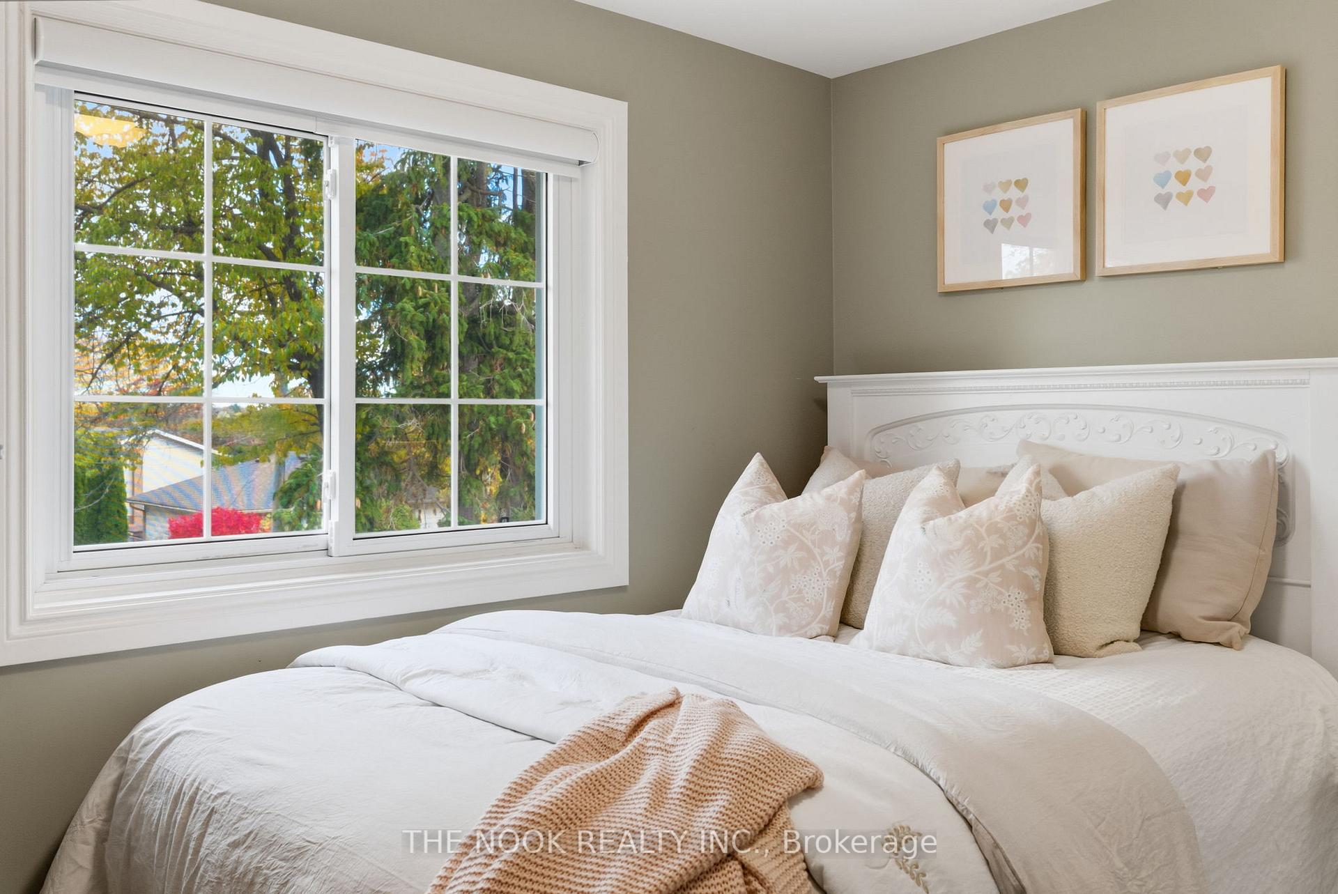 Photo 35 of 512 Athol Street, Whitby, Downtown Whitby — HOMEH