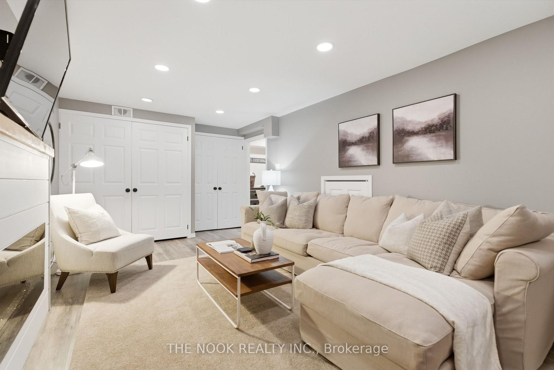 Photo 41 of 512 Athol Street, Whitby, Downtown Whitby — HOMEH