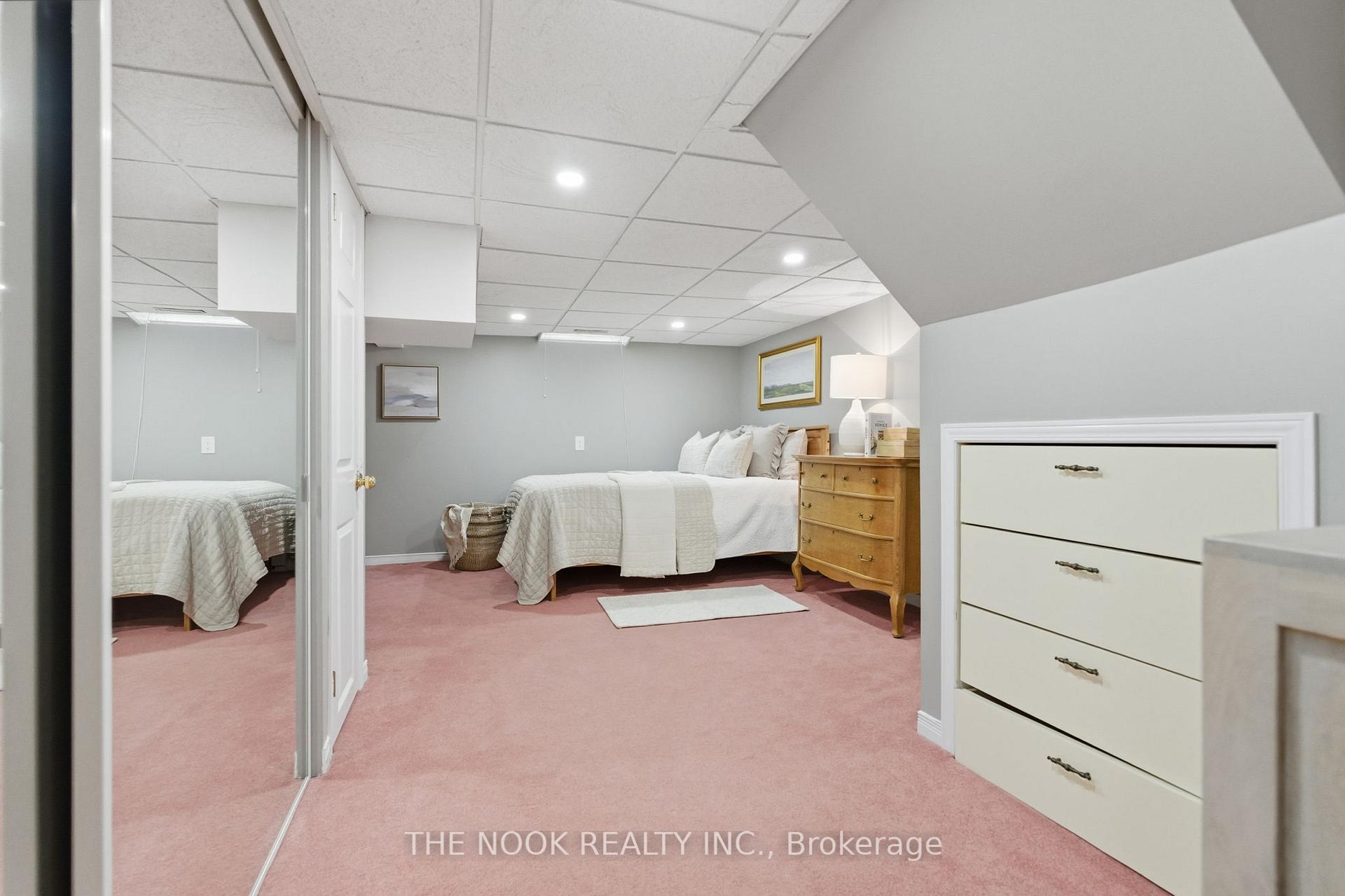 Photo 42 of 512 Athol Street, Whitby, Downtown Whitby — HOMEH