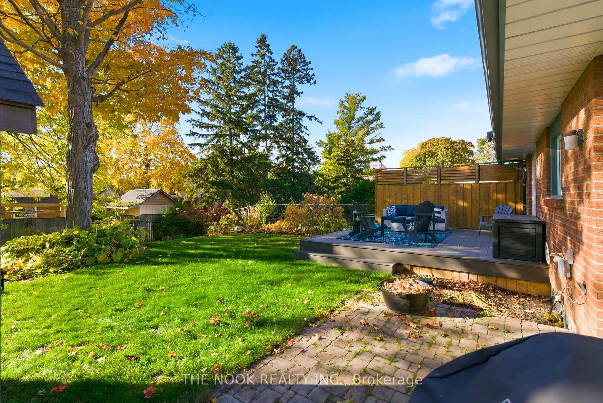 Photo 46 of 512 Athol Street, Whitby, Downtown Whitby — HOMEH