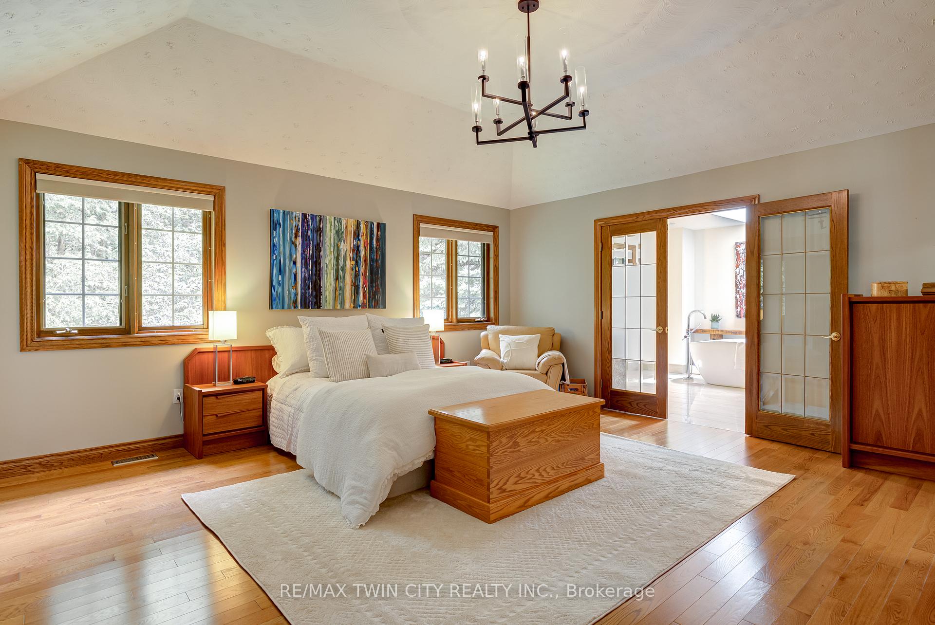Photo 10 of 247 Montclair Place, Waterloo — HOMEH