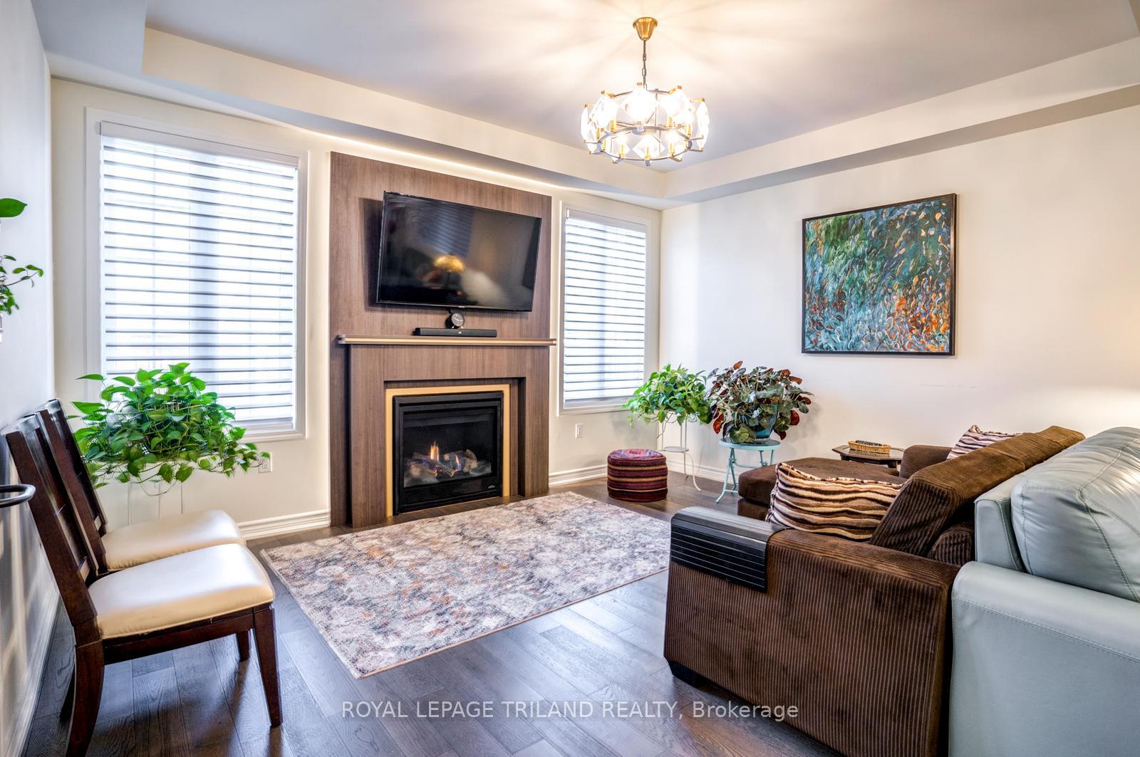 Photo 19 of 63 Ten Pines Road, Vaughan, Kleinburg — HOMEH
