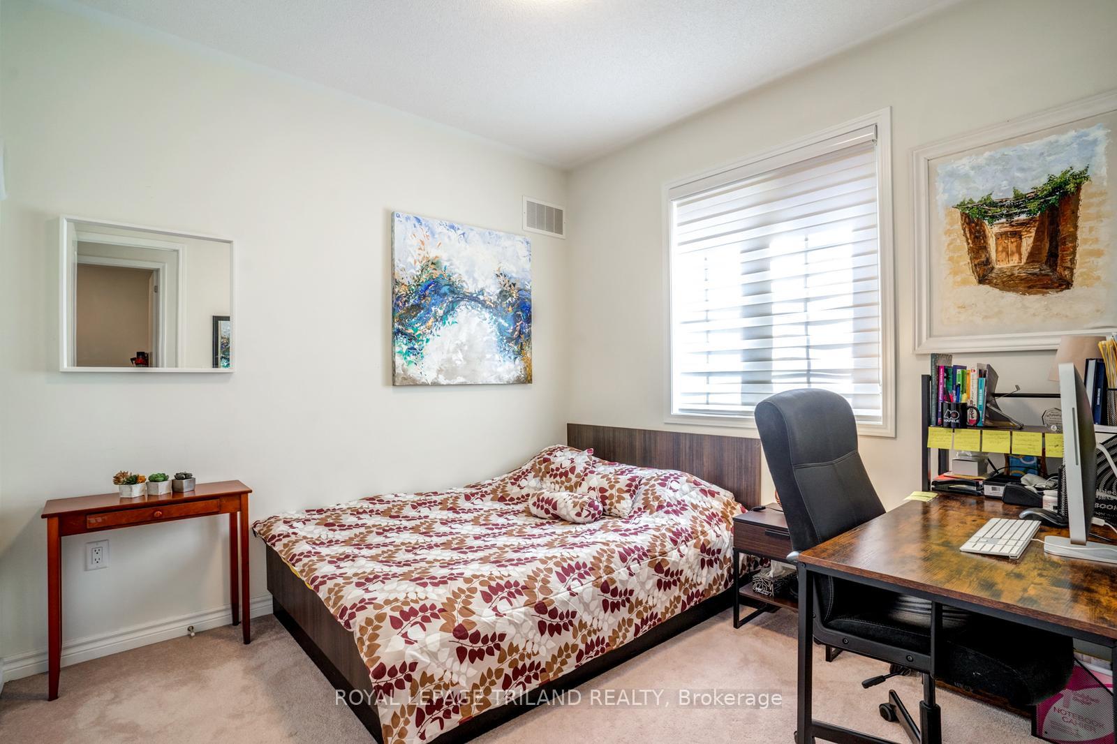 Photo 37 of 63 Ten Pines Road, Vaughan, Kleinburg — HOMEH
