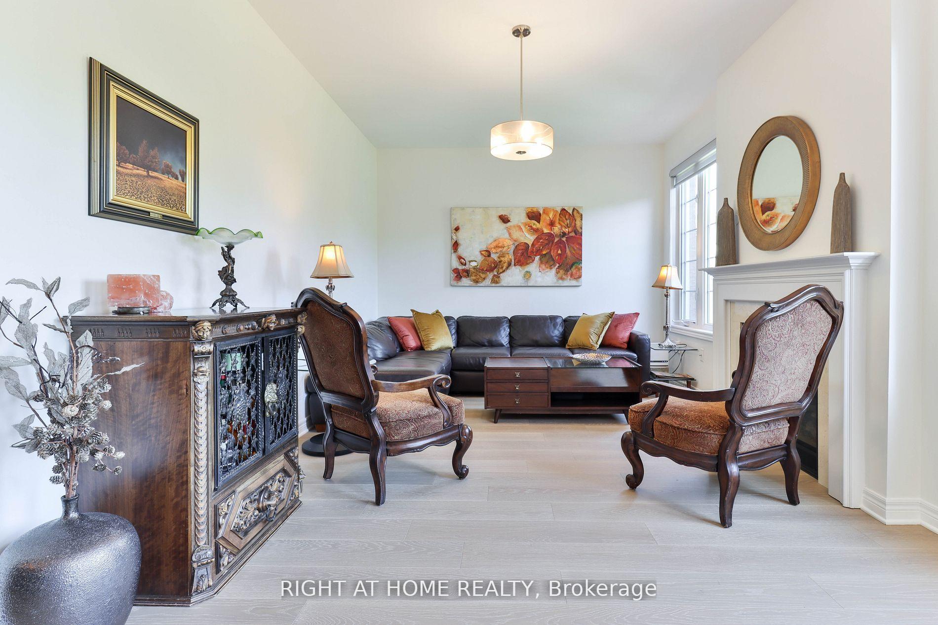 Photo 31 of 101 Roy Harper Avenue, Aurora, Rural Aurora — HOMEH