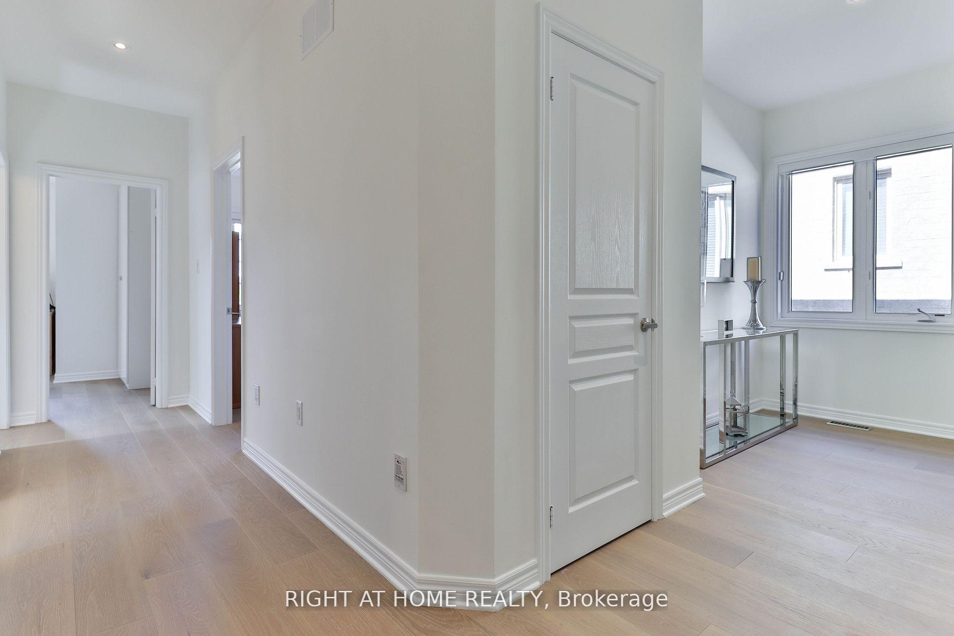 Photo 18 of 101 Roy Harper Avenue, Aurora, Rural Aurora — HOMEH