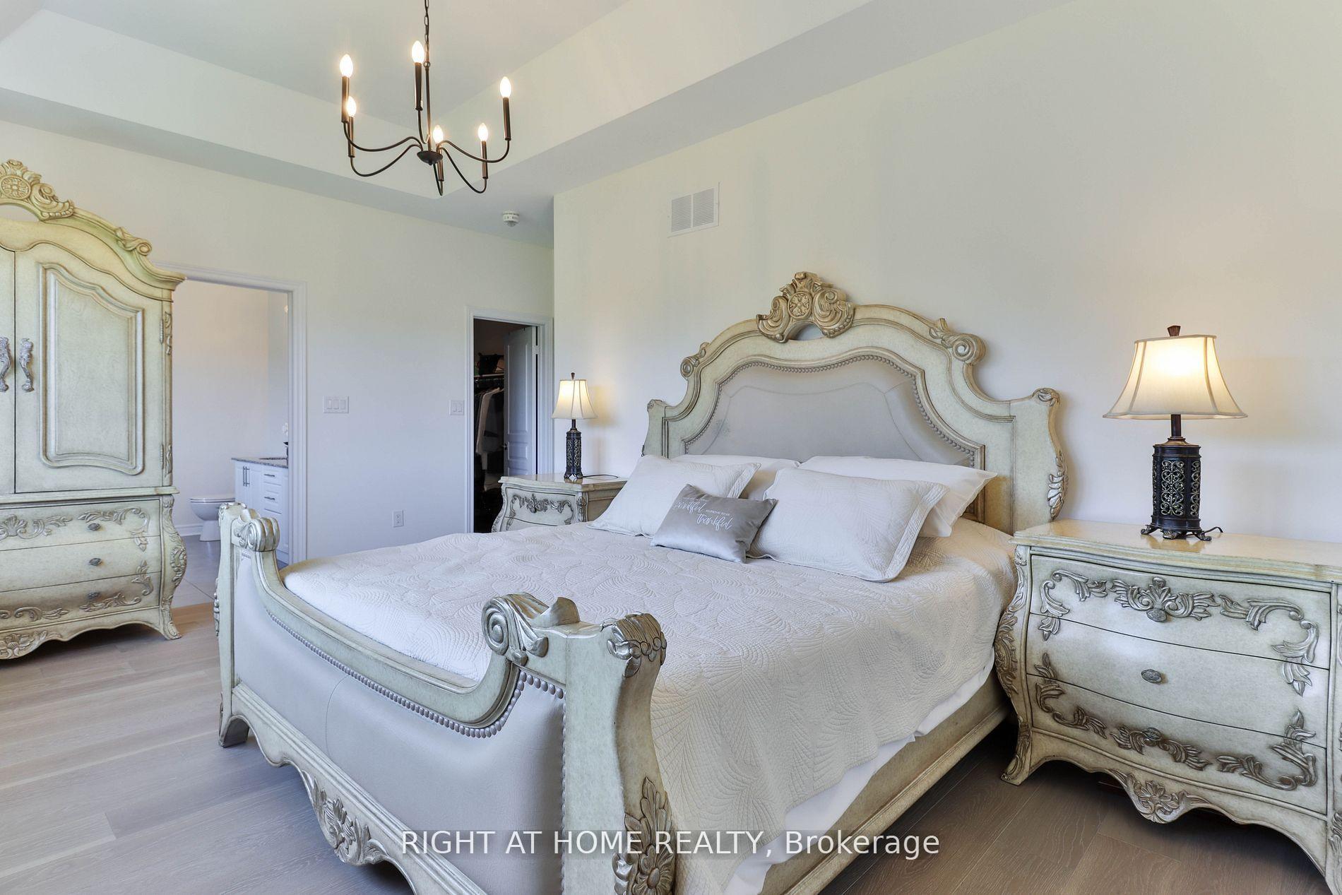 Photo 19 of 101 Roy Harper Avenue, Aurora, Rural Aurora — HOMEH