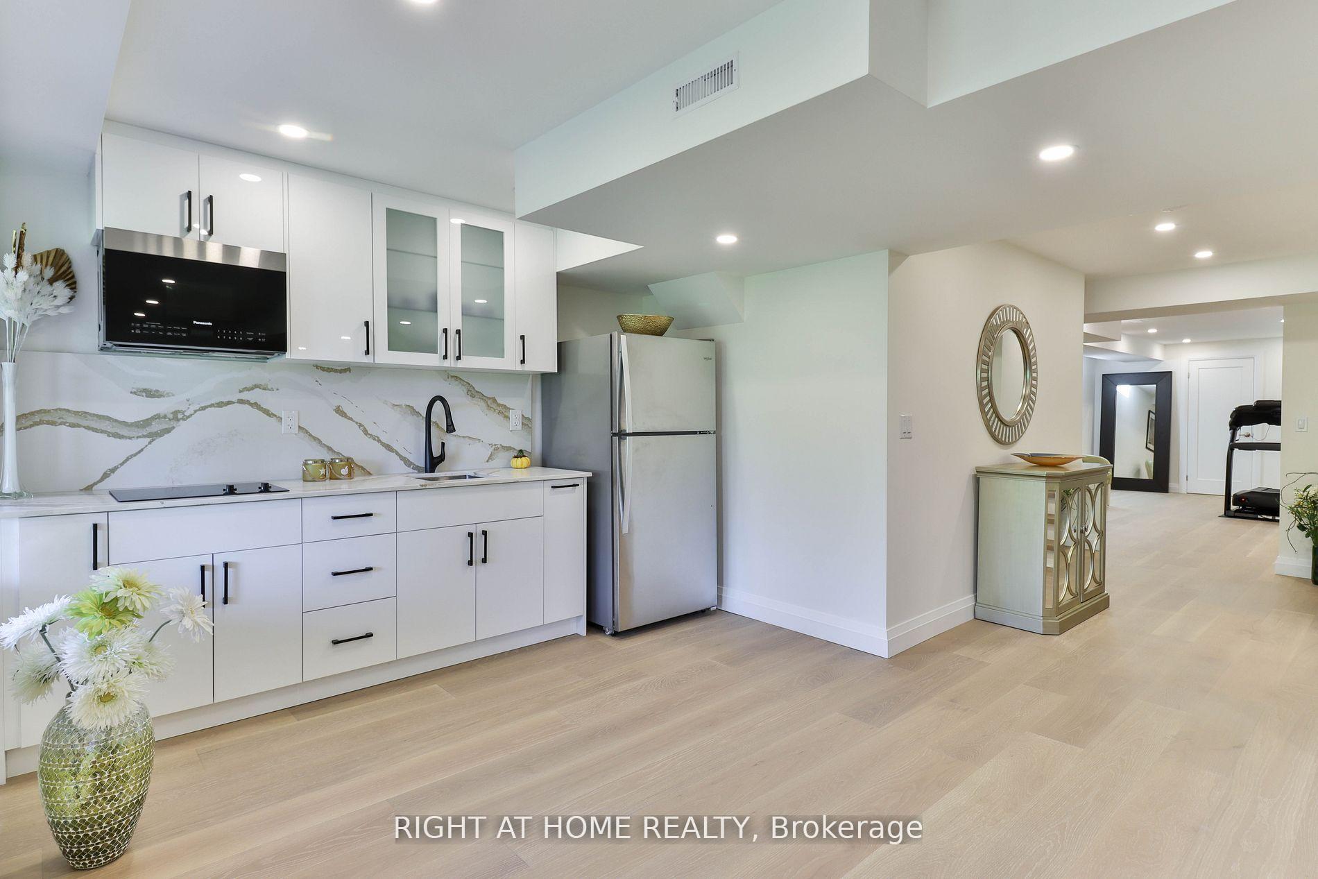 Photo 32 of 101 Roy Harper Avenue, Aurora, Rural Aurora — HOMEH
