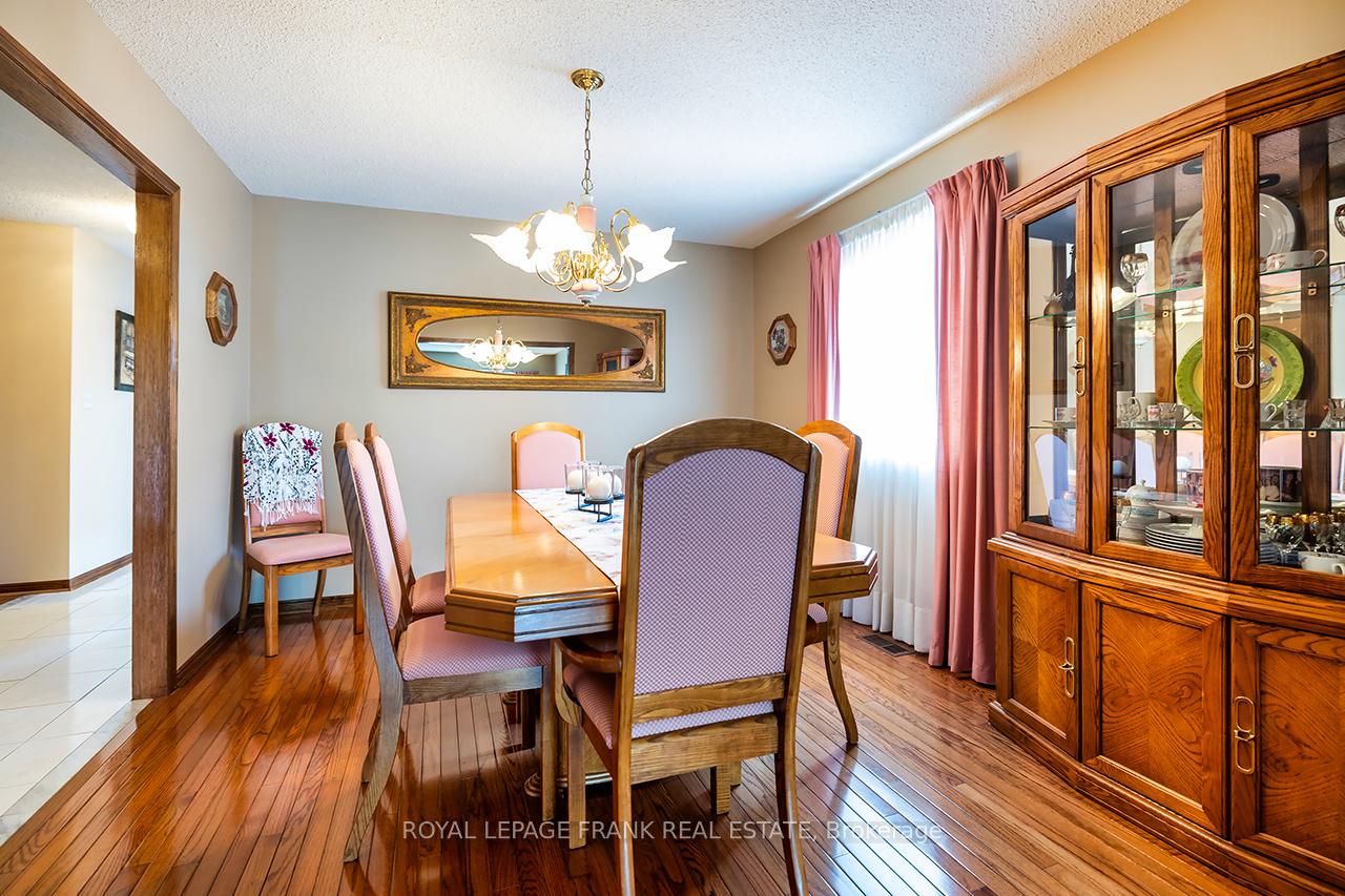 Photo 23 of 65 Garden Street, Whitby, Downtown Whitby — HOMEH