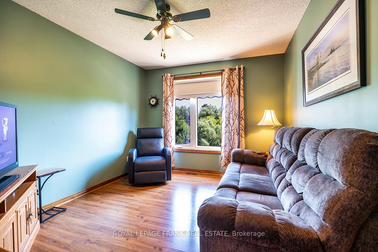 Photo 29 of 65 Garden Street, Whitby, Downtown Whitby — HOMEH