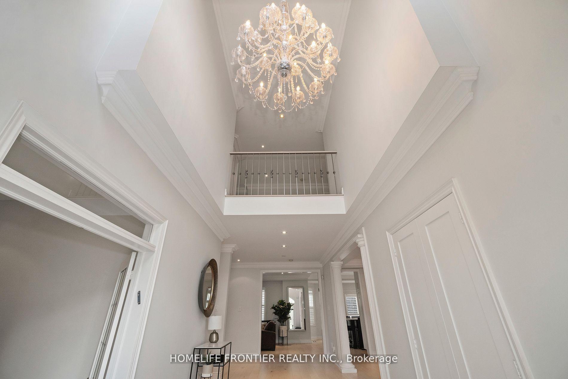 Photo 8 of 161 Lawrie Road, Vaughan, Beverley Glen — HOMEH