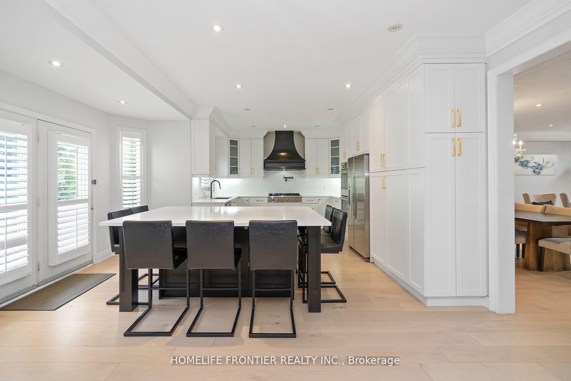 Photo 18 of 161 Lawrie Road, Vaughan, Beverley Glen — HOMEH
