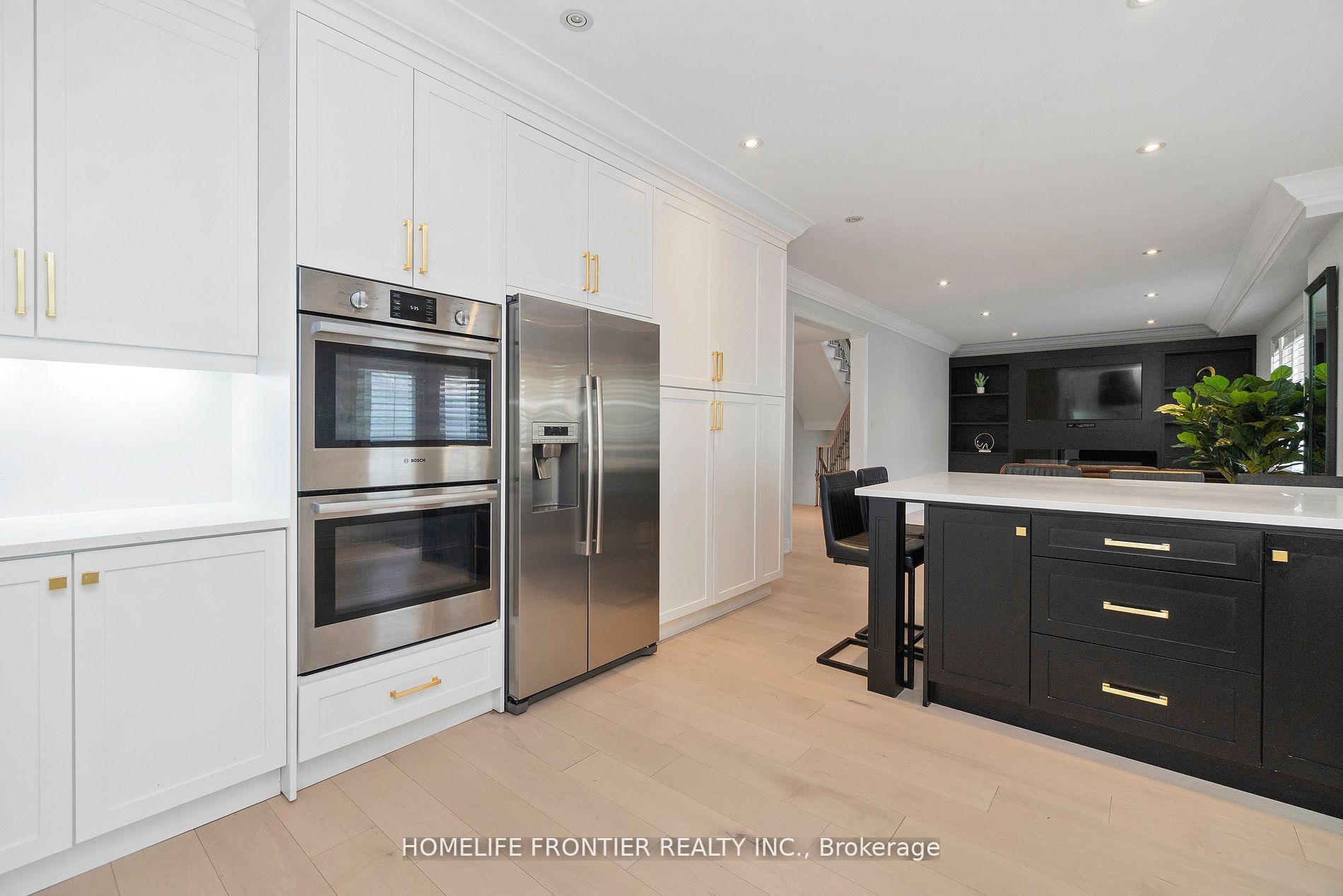 Photo 22 of 161 Lawrie Road, Vaughan, Beverley Glen — HOMEH