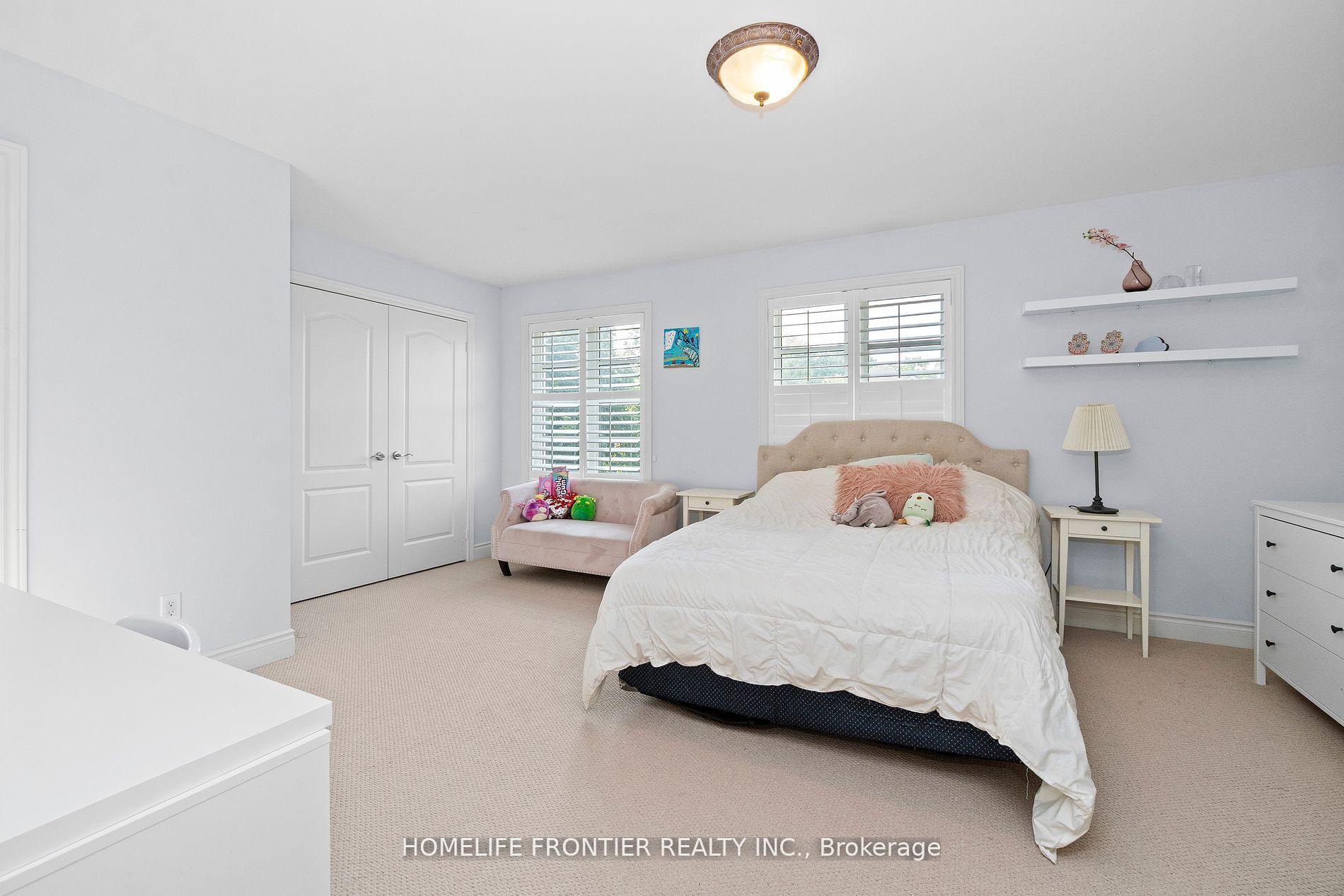 Photo 30 of 161 Lawrie Road, Vaughan, Beverley Glen — HOMEH