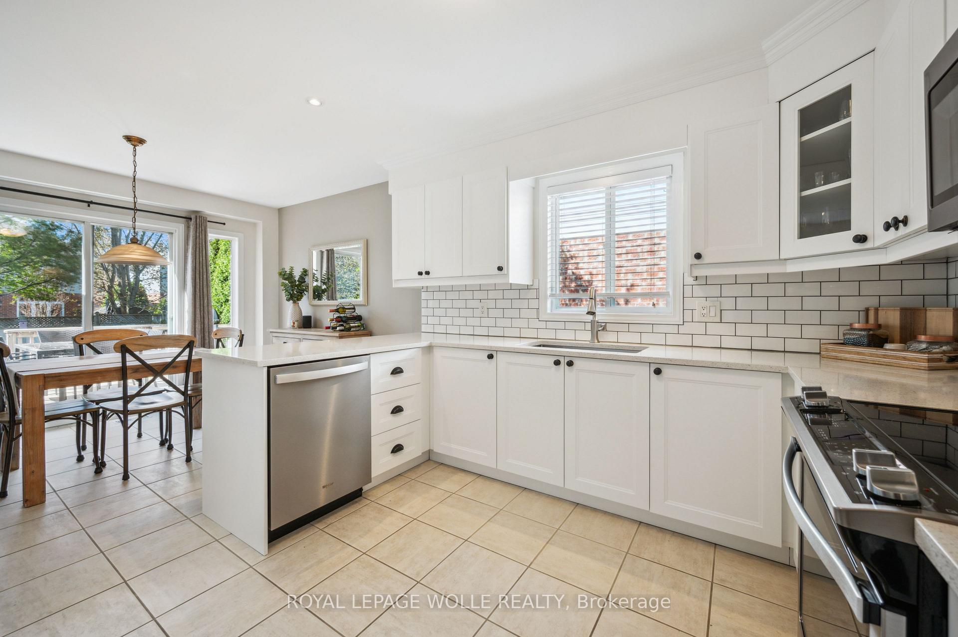 Photo 7 of 704 Bonavista Drive, Waterloo — HOMEH