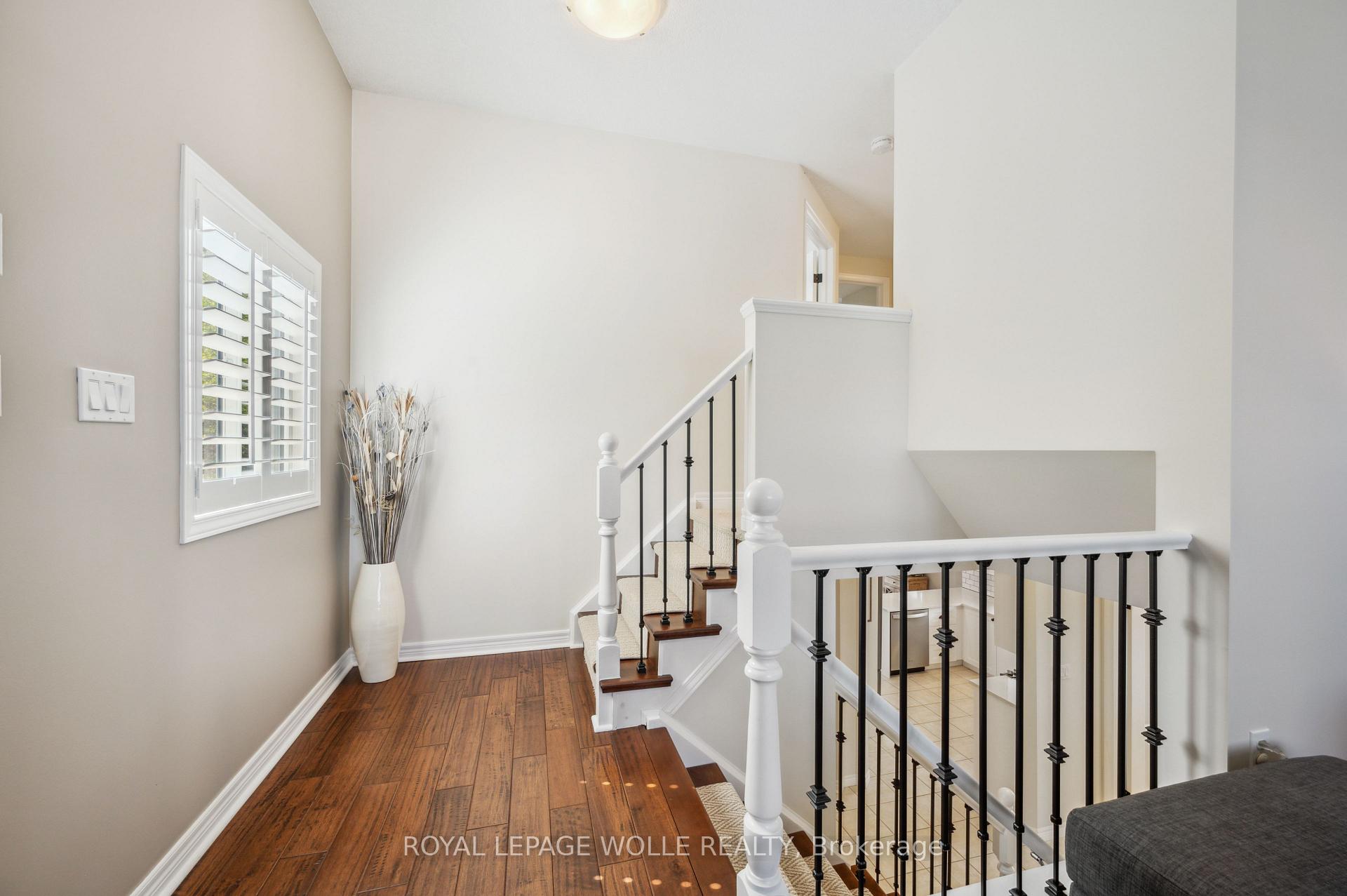 Photo 19 of 704 Bonavista Drive, Waterloo — HOMEH