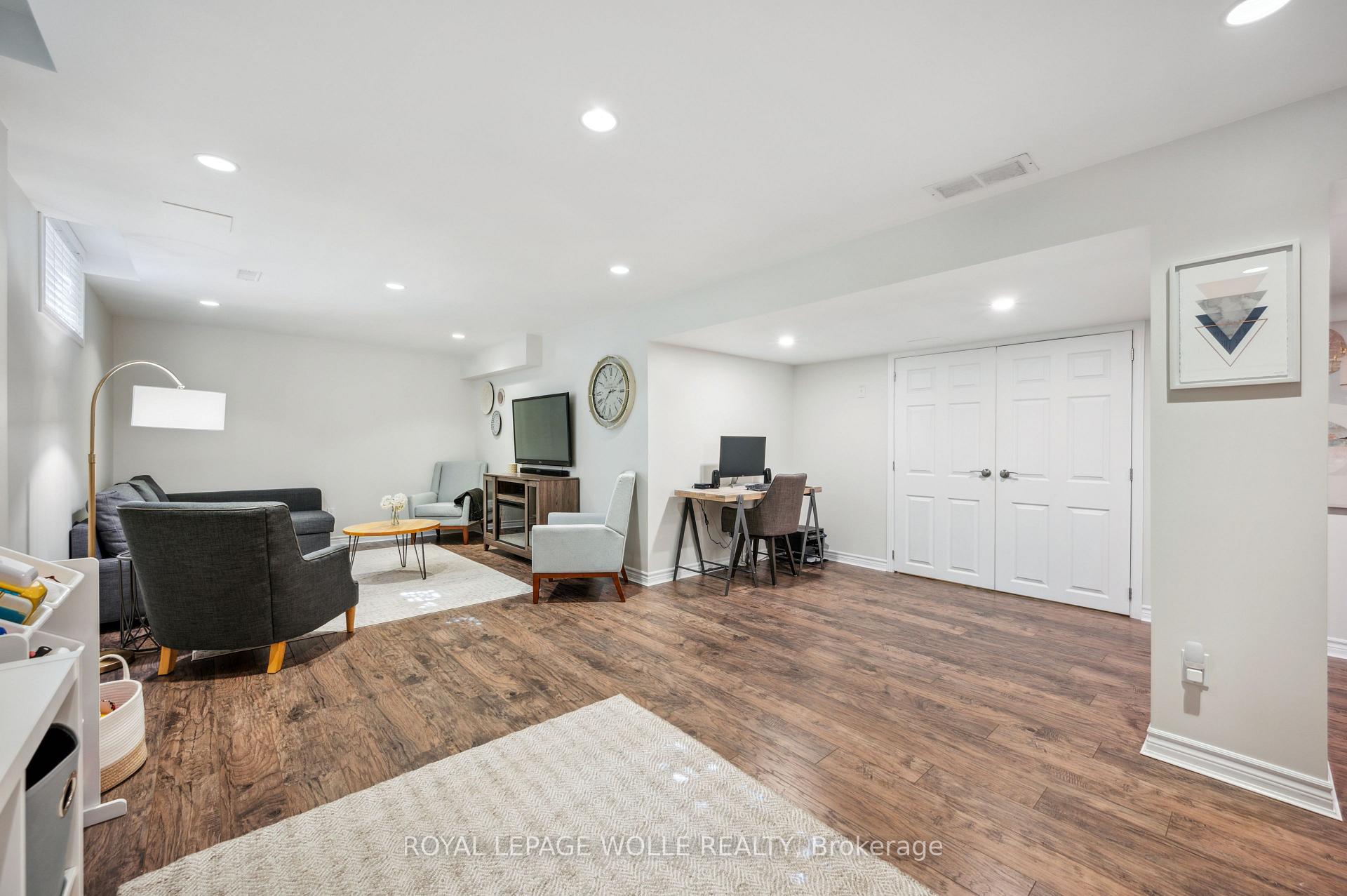 Photo 31 of 704 Bonavista Drive, Waterloo — HOMEH