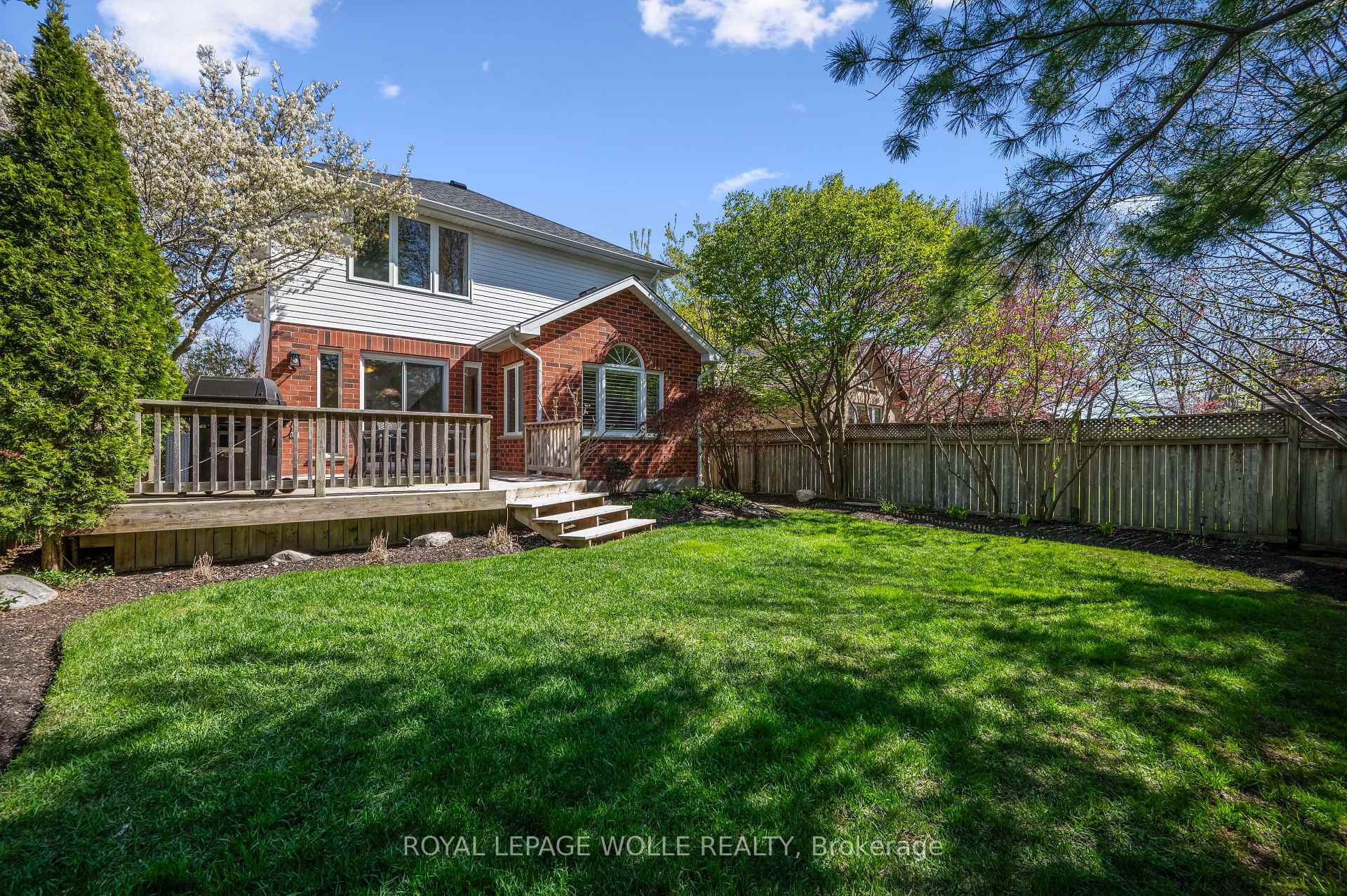 Photo 36 of 704 Bonavista Drive, Waterloo — HOMEH