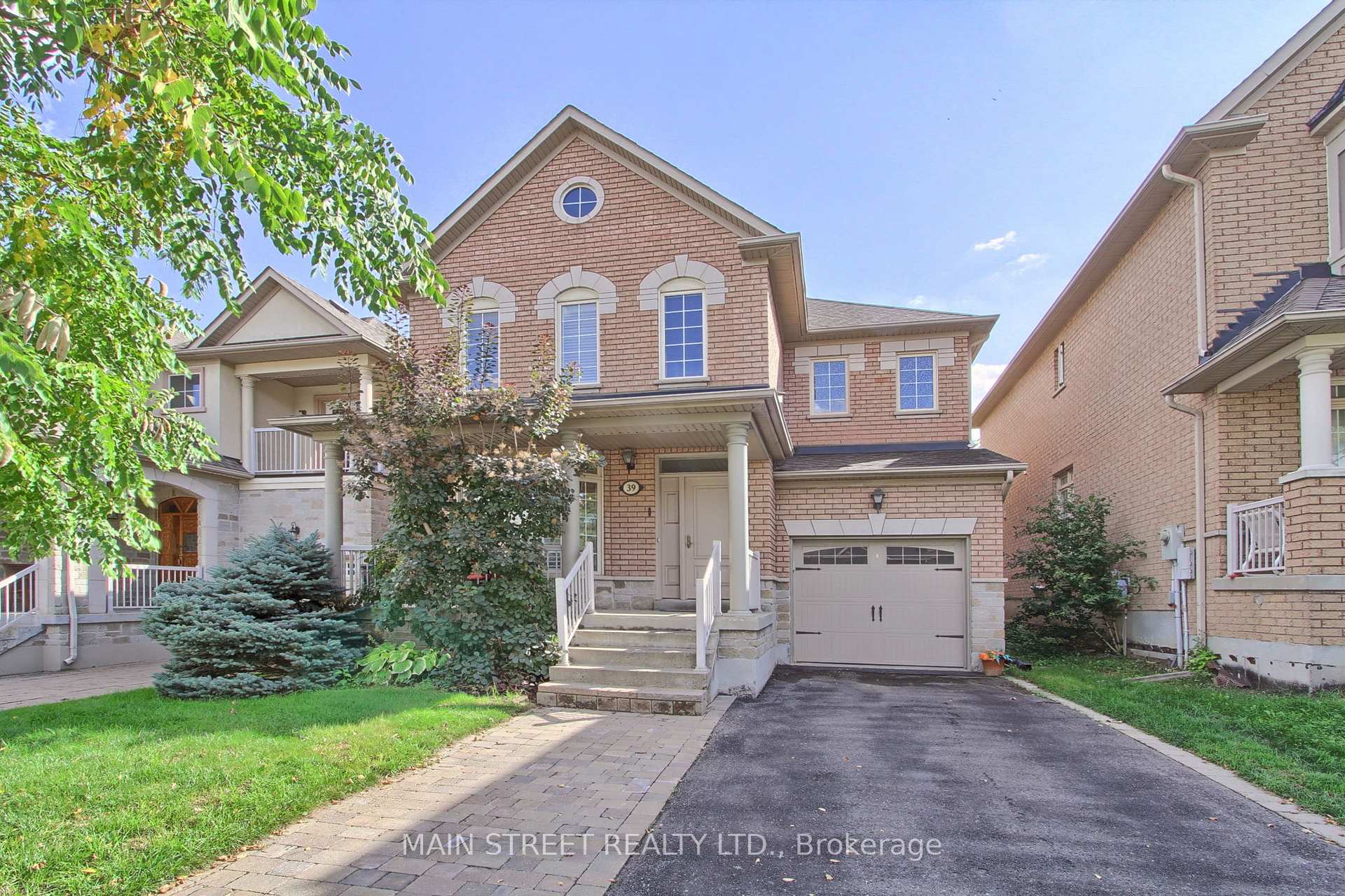 Front of 39 Chardonnay Drive