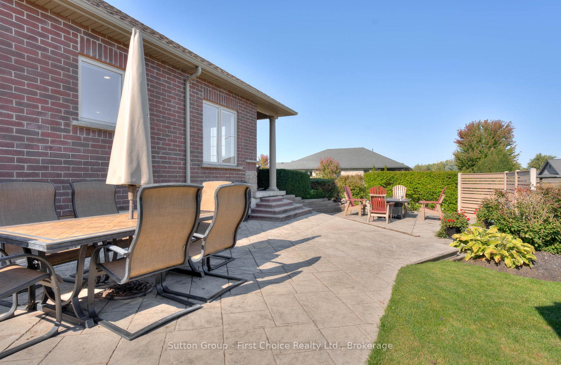 Photo 40 of 211 Sunset Drive, West Perth, Mitchell — HOMEH