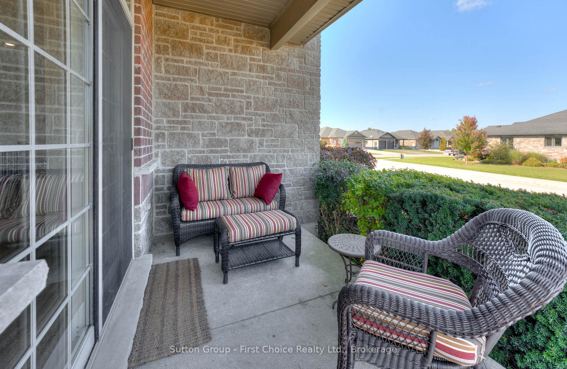 Photo 42 of 211 Sunset Drive, West Perth, Mitchell — HOMEH