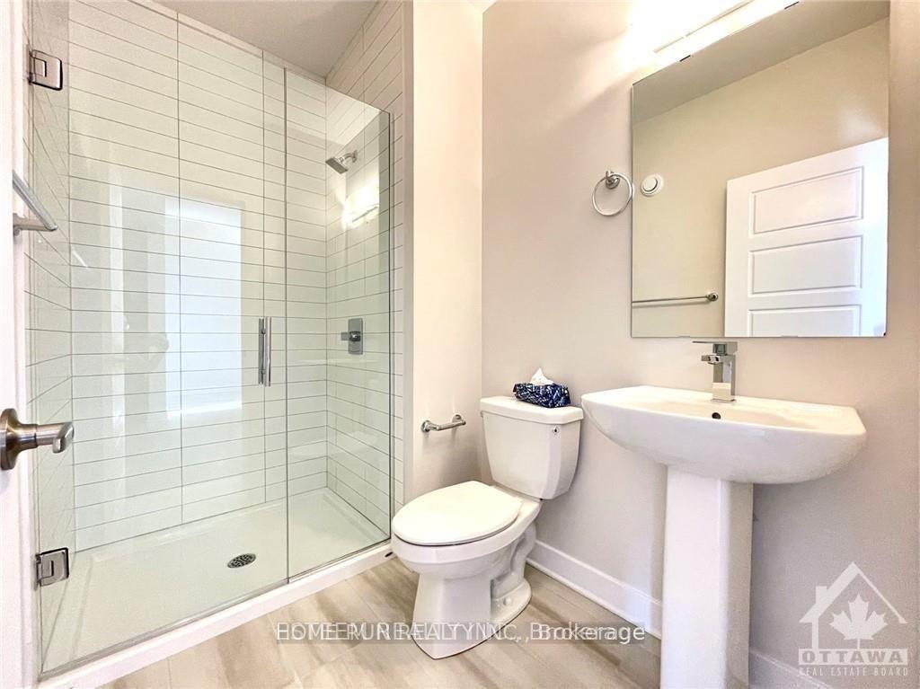 Photo 5 of 921 Atrium Ridge, Ottawa, Riverside South/Gloucester Glen — HOMEH