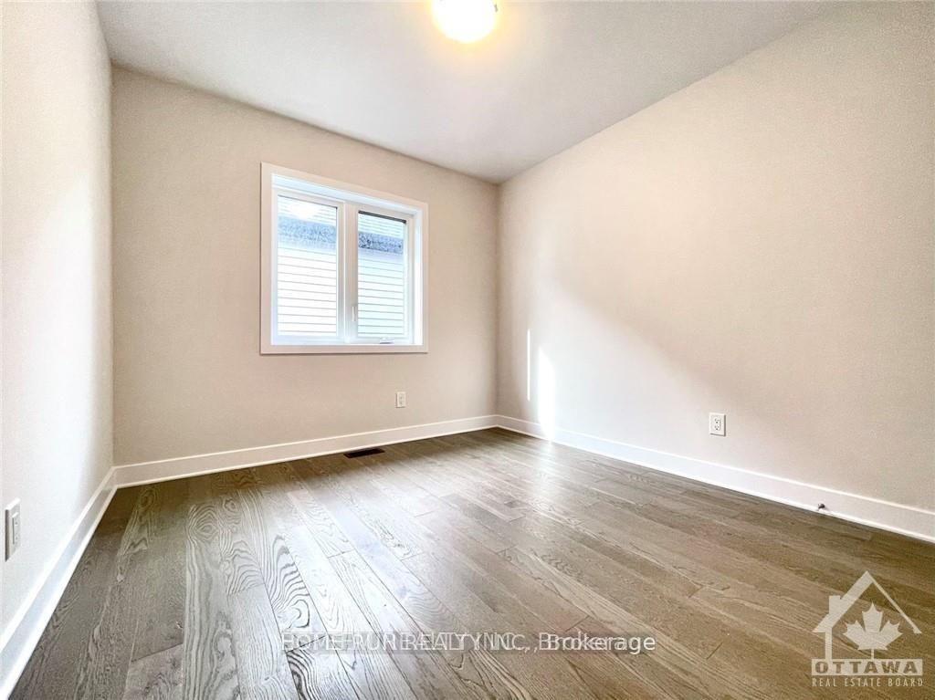 Photo 20 of 921 Atrium Ridge, Ottawa, Riverside South/Gloucester Glen — HOMEH