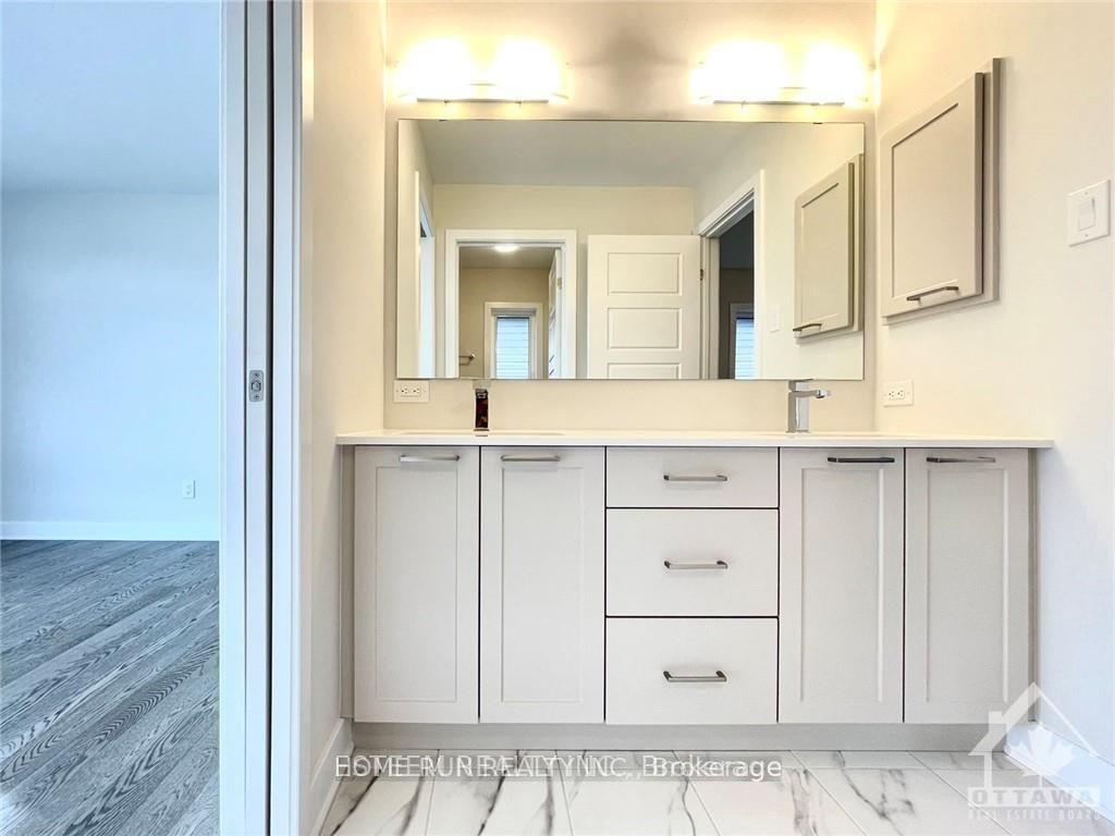 Photo 23 of 921 Atrium Ridge, Ottawa, Riverside South/Gloucester Glen — HOMEH