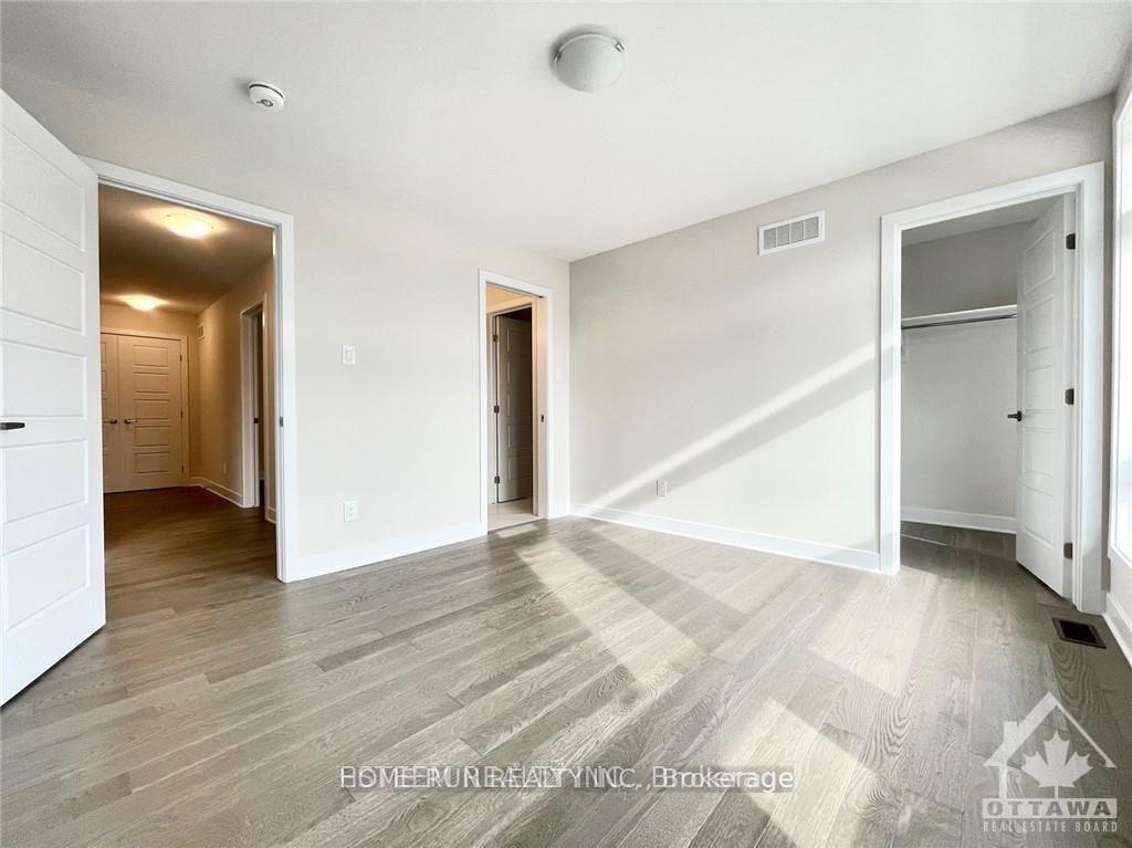Photo 25 of 921 Atrium Ridge, Ottawa, Riverside South/Gloucester Glen — HOMEH