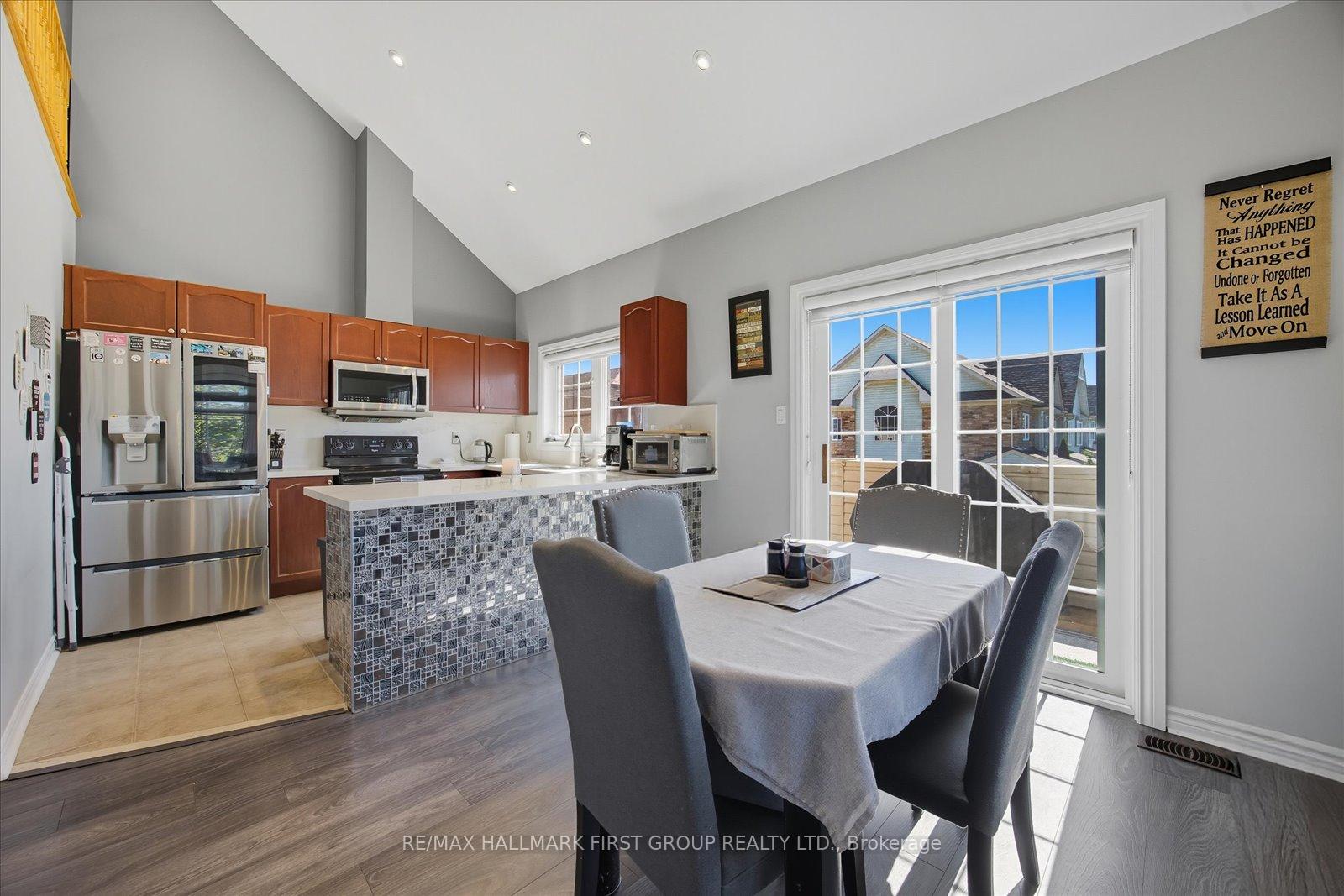 Photo 30 of 141 Kenneth Hobbs Avenue, Whitby, Pringle Creek — HOMEH
