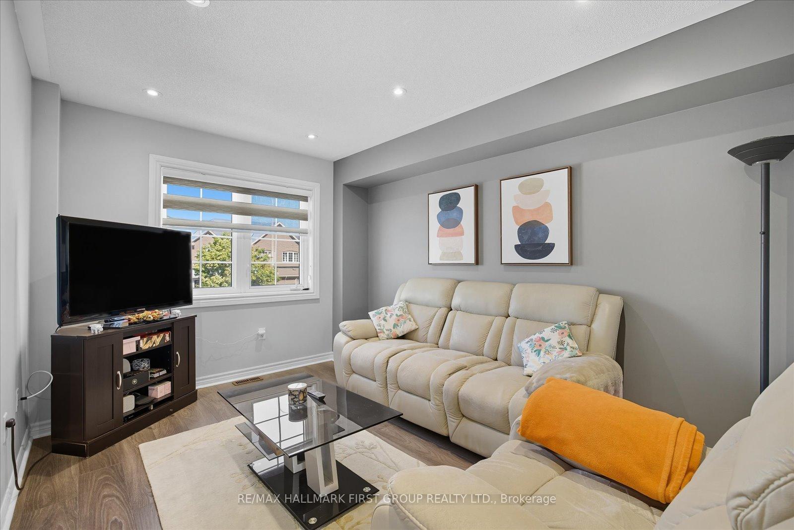 Photo 42 of 141 Kenneth Hobbs Avenue, Whitby, Pringle Creek — HOMEH