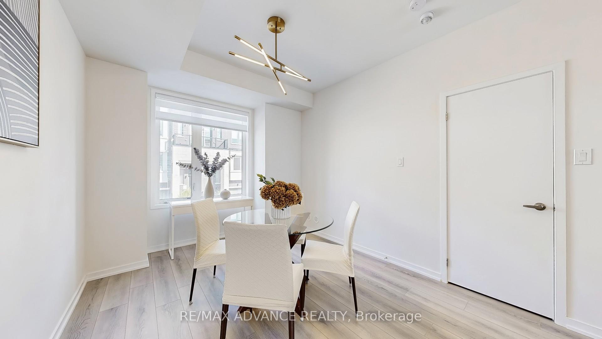 Photo 17 of 33 Origin Way, Vaughan, Patterson — HOMEH