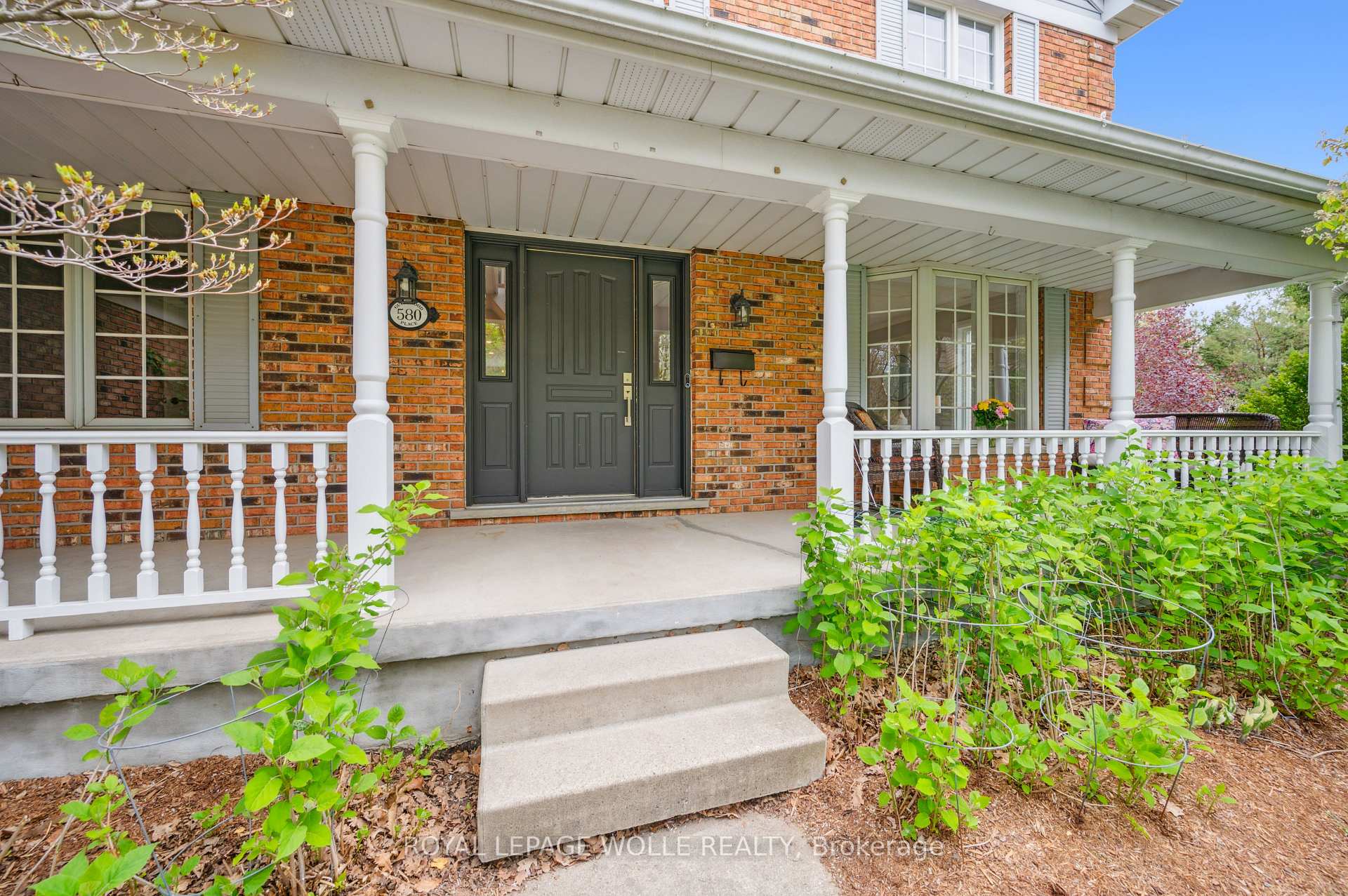Photo 2 of 580 Guildwood Place, Waterloo — HOMEH