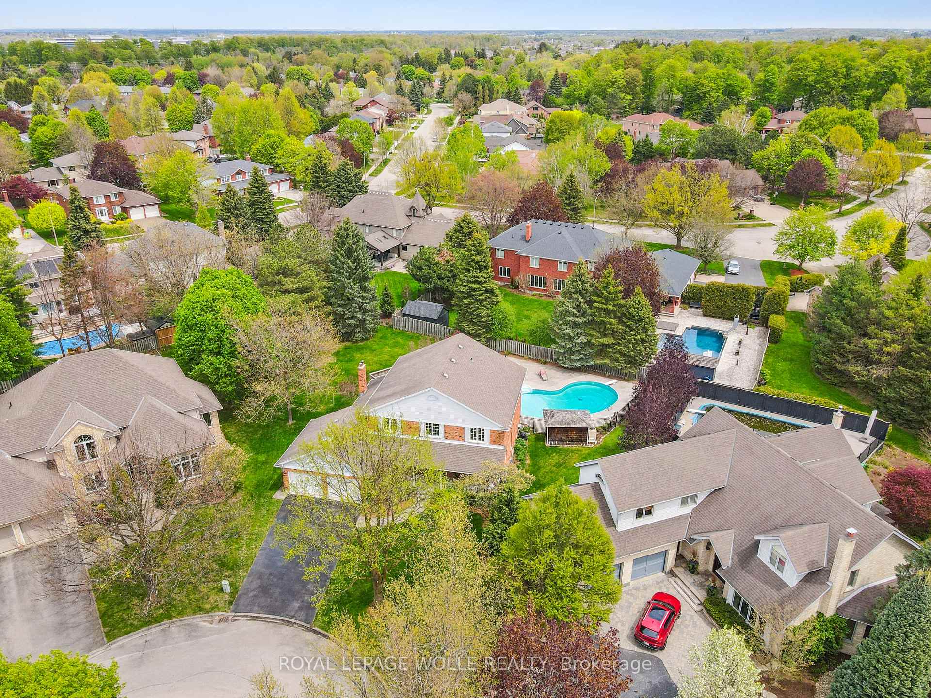 Photo 43 of 580 Guildwood Place, Waterloo — HOMEH